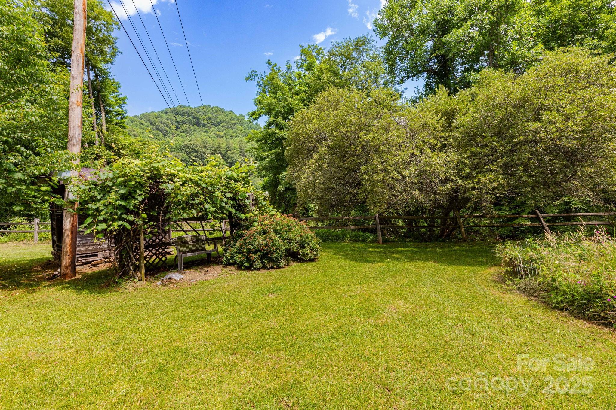 165 Mont Shook Drive Property Photo 25