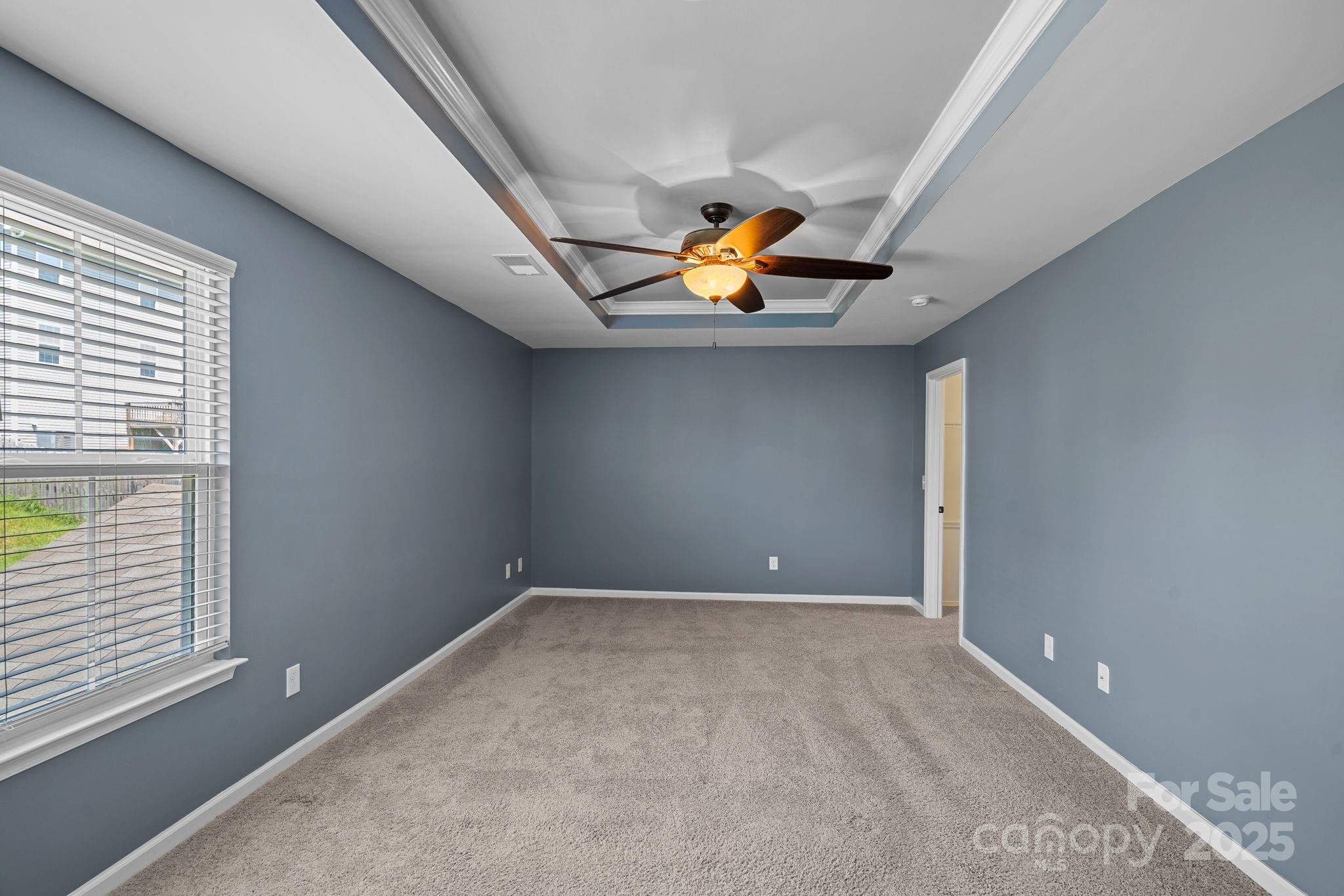 321 Almora Loop Property Photo 20