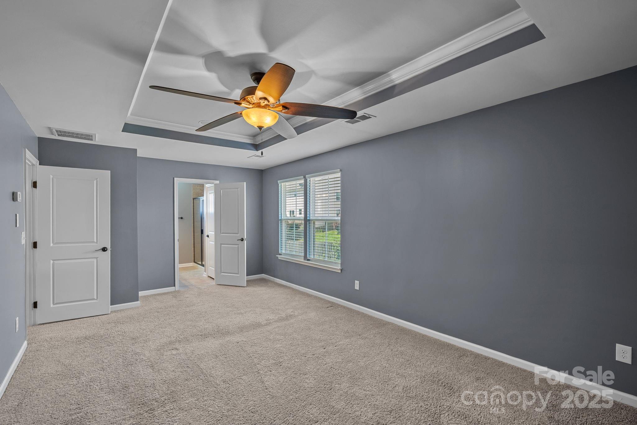 321 Almora Loop Property Photo 21