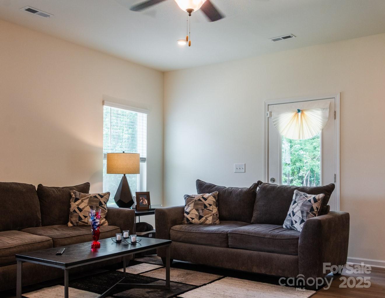 2921 Parkwest Drive Property Photo 14