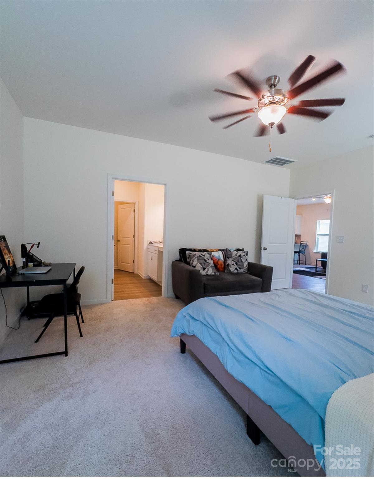 2921 Parkwest Drive Property Photo 18