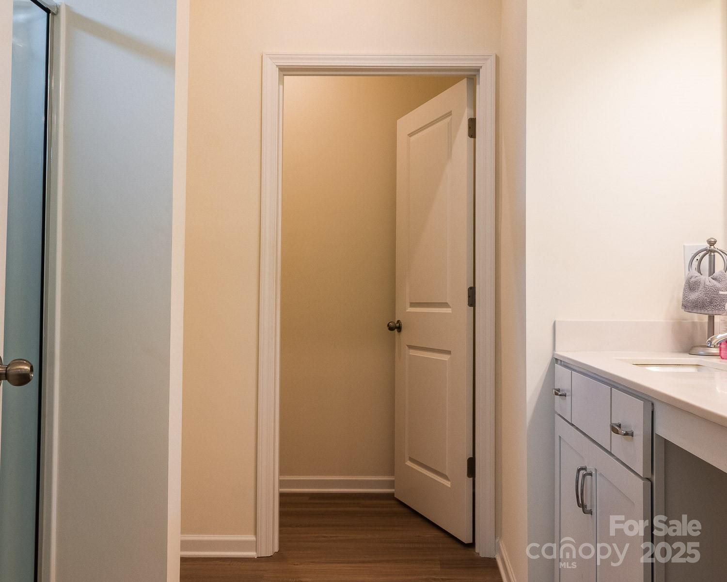 2921 Parkwest Drive Property Photo 22