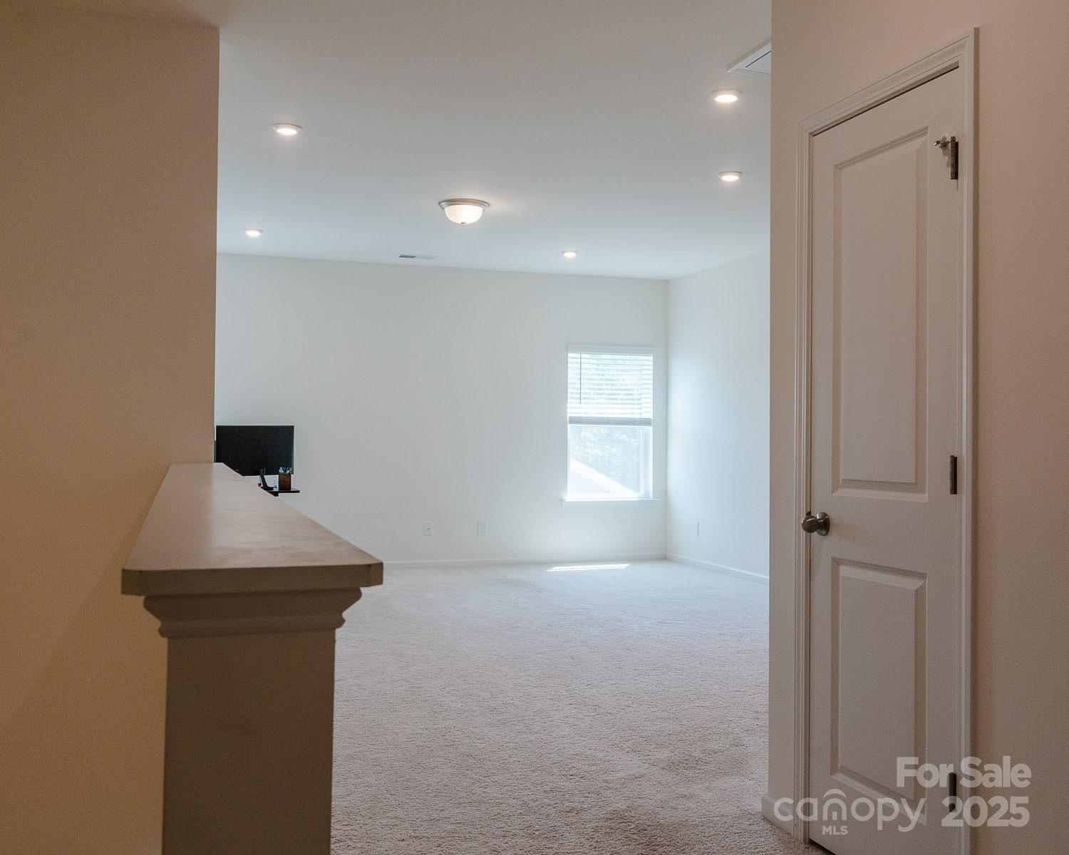 2921 Parkwest Drive Property Photo 30