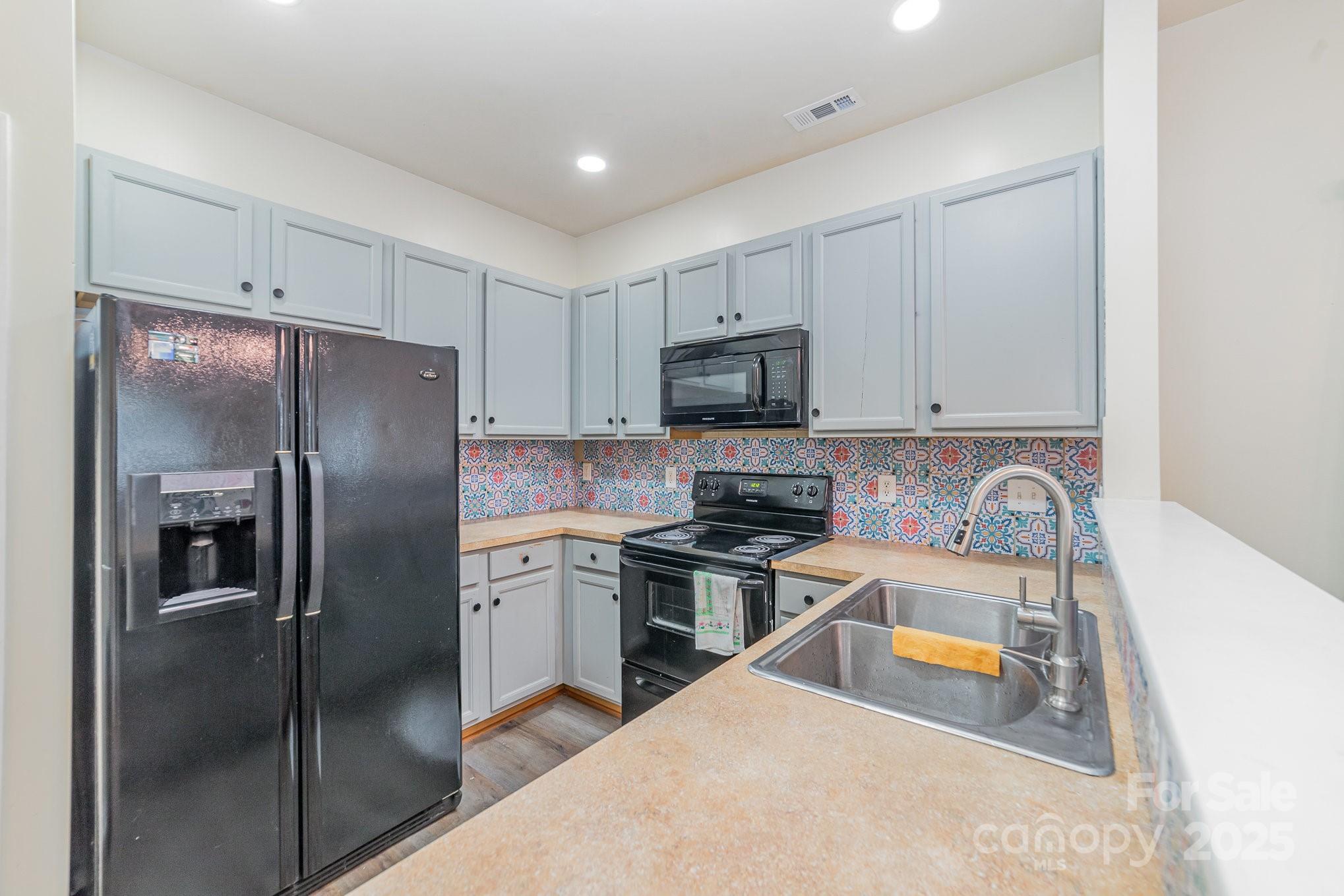 3561 Calpella Court Property Photo 7
