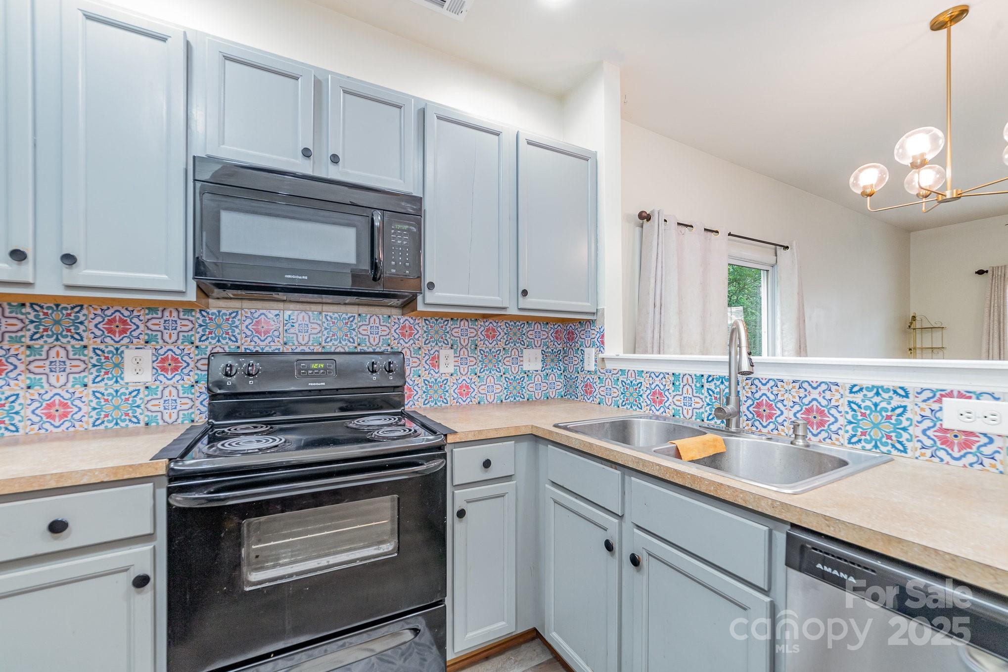 3561 Calpella Court Property Photo 8
