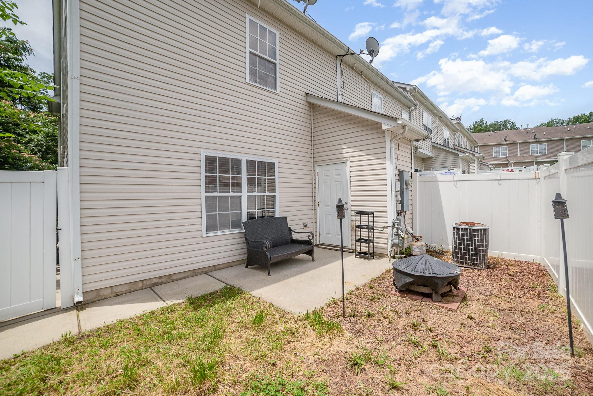 3561 Calpella Court Property Photo 25