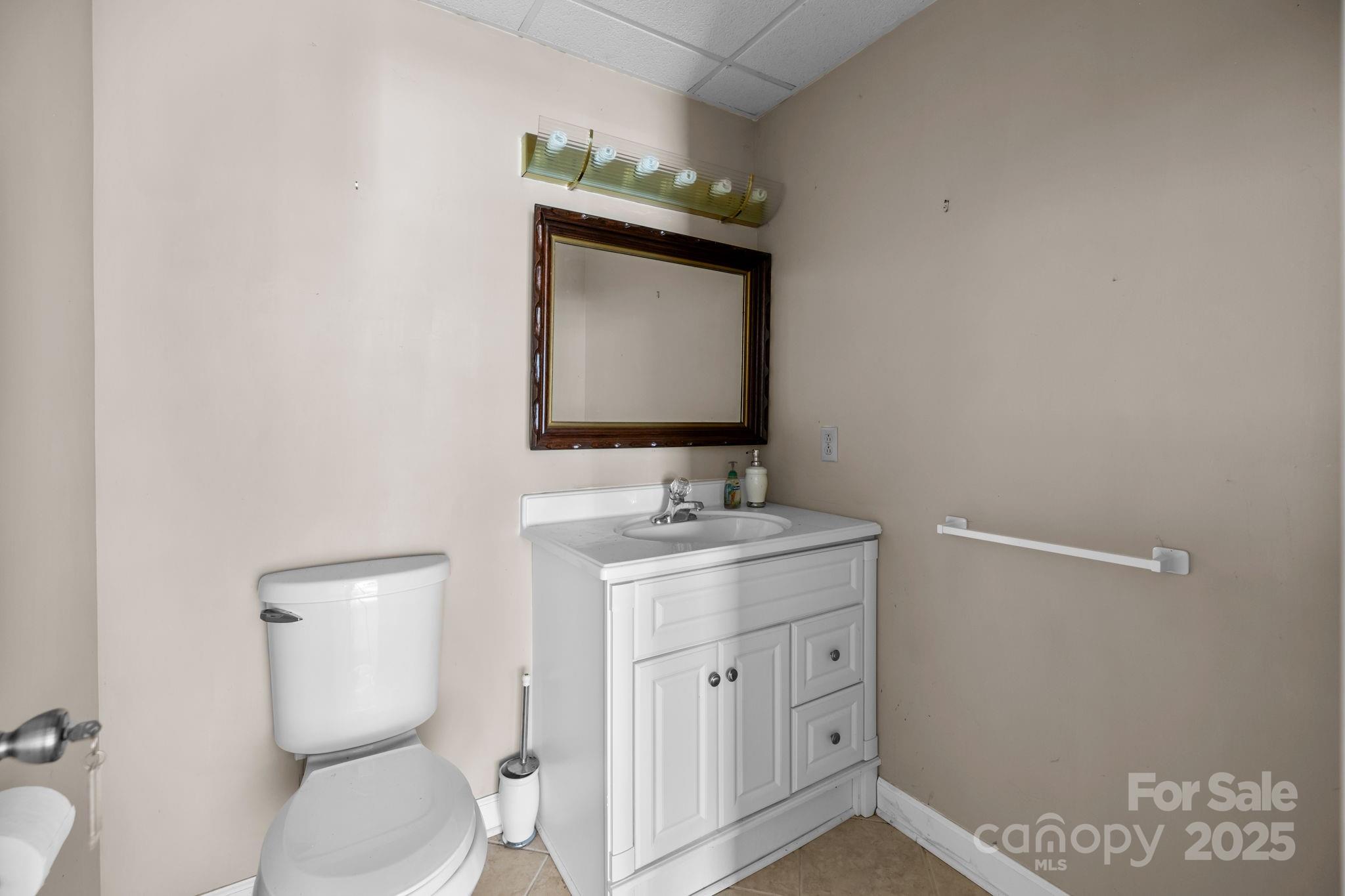 1465 Friar Road Property Photo 26