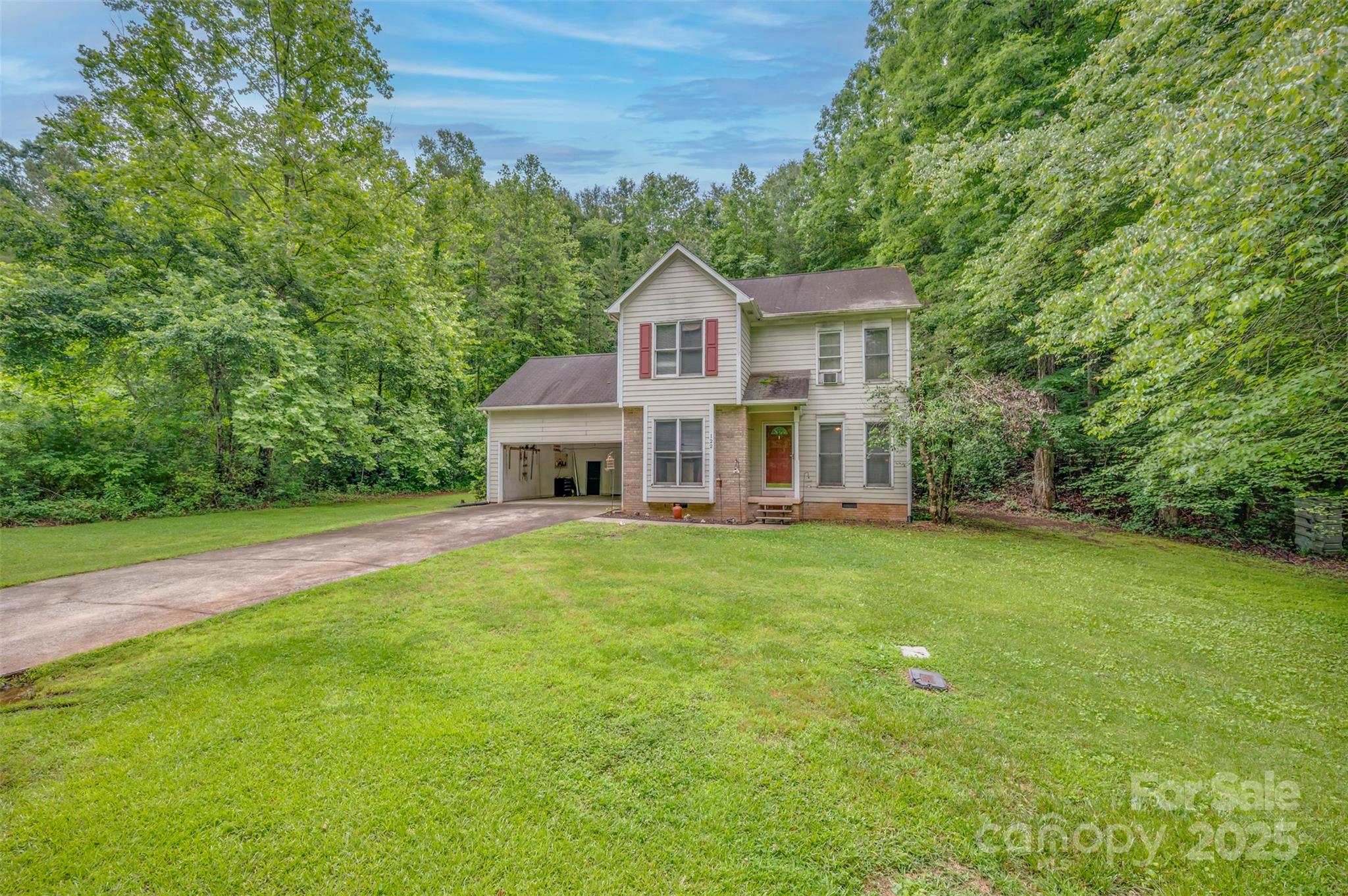 122 Overbrook Drive Property Photo 1
