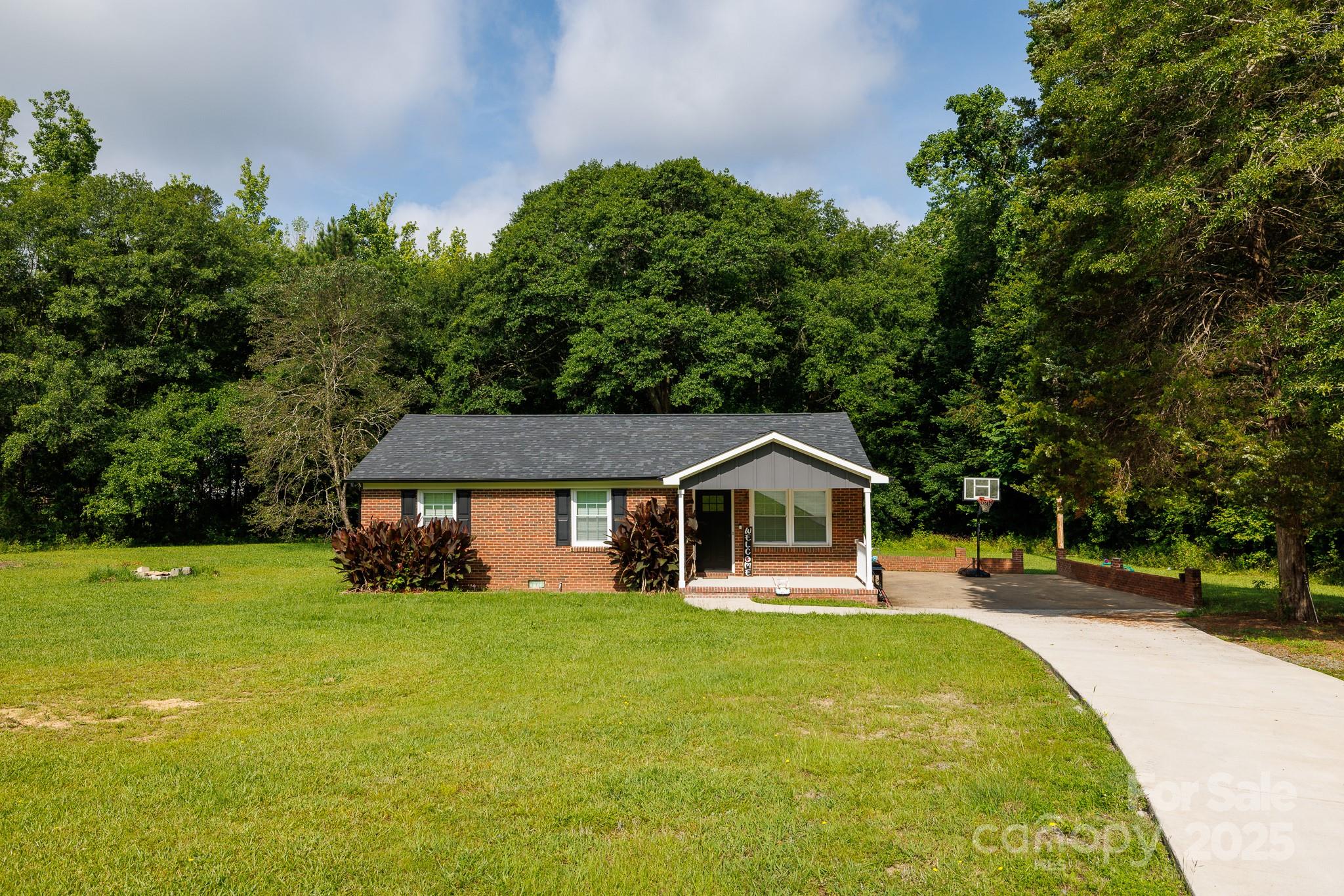 232 Harmony Hills Drive Property Photo 1