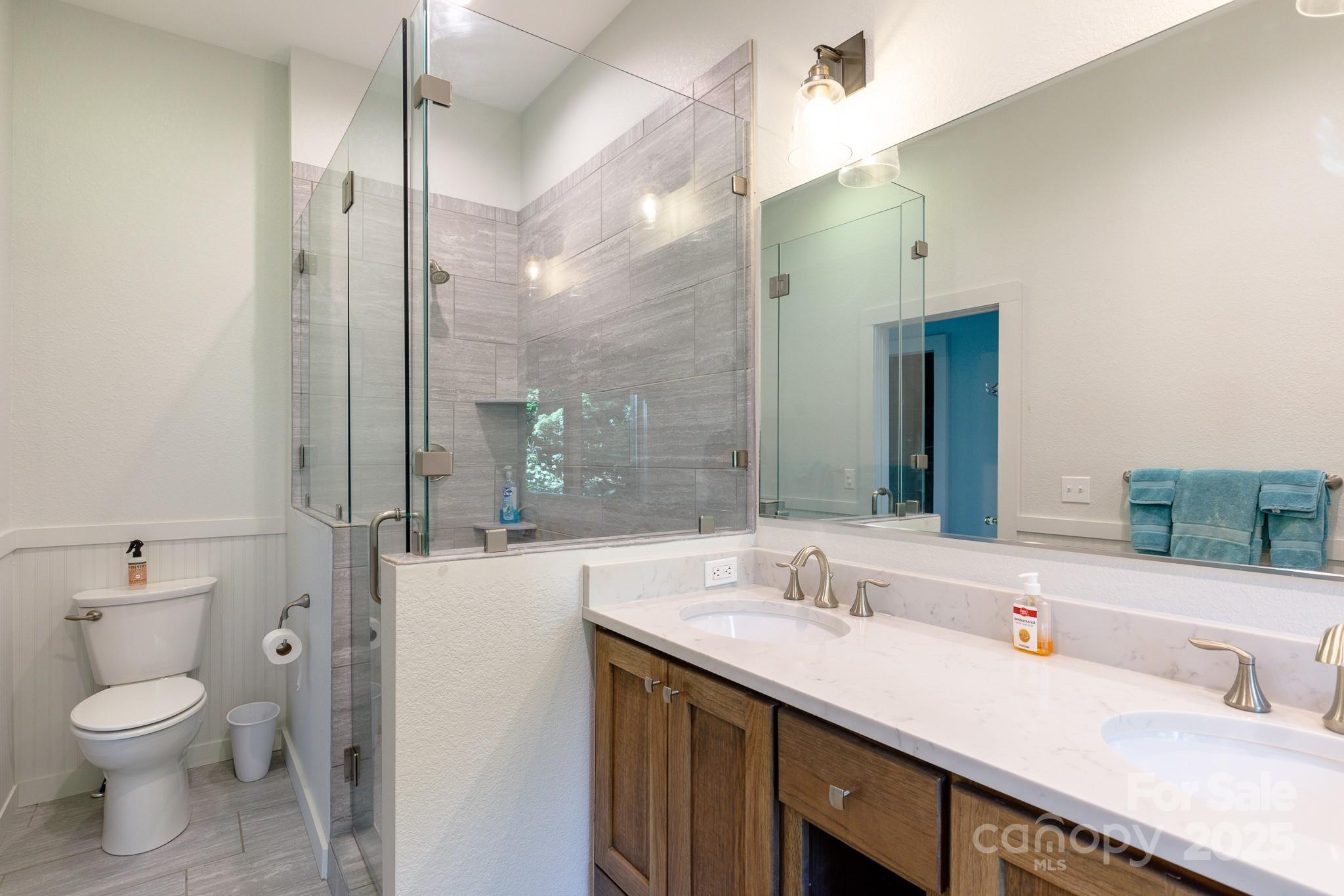 114 Slickrock Road C/3 Property Photo 23
