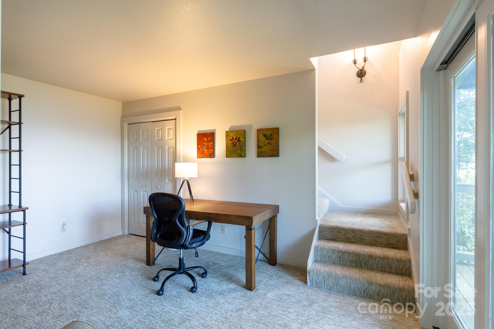 114 Slickrock Road C/3 Property Photo 24