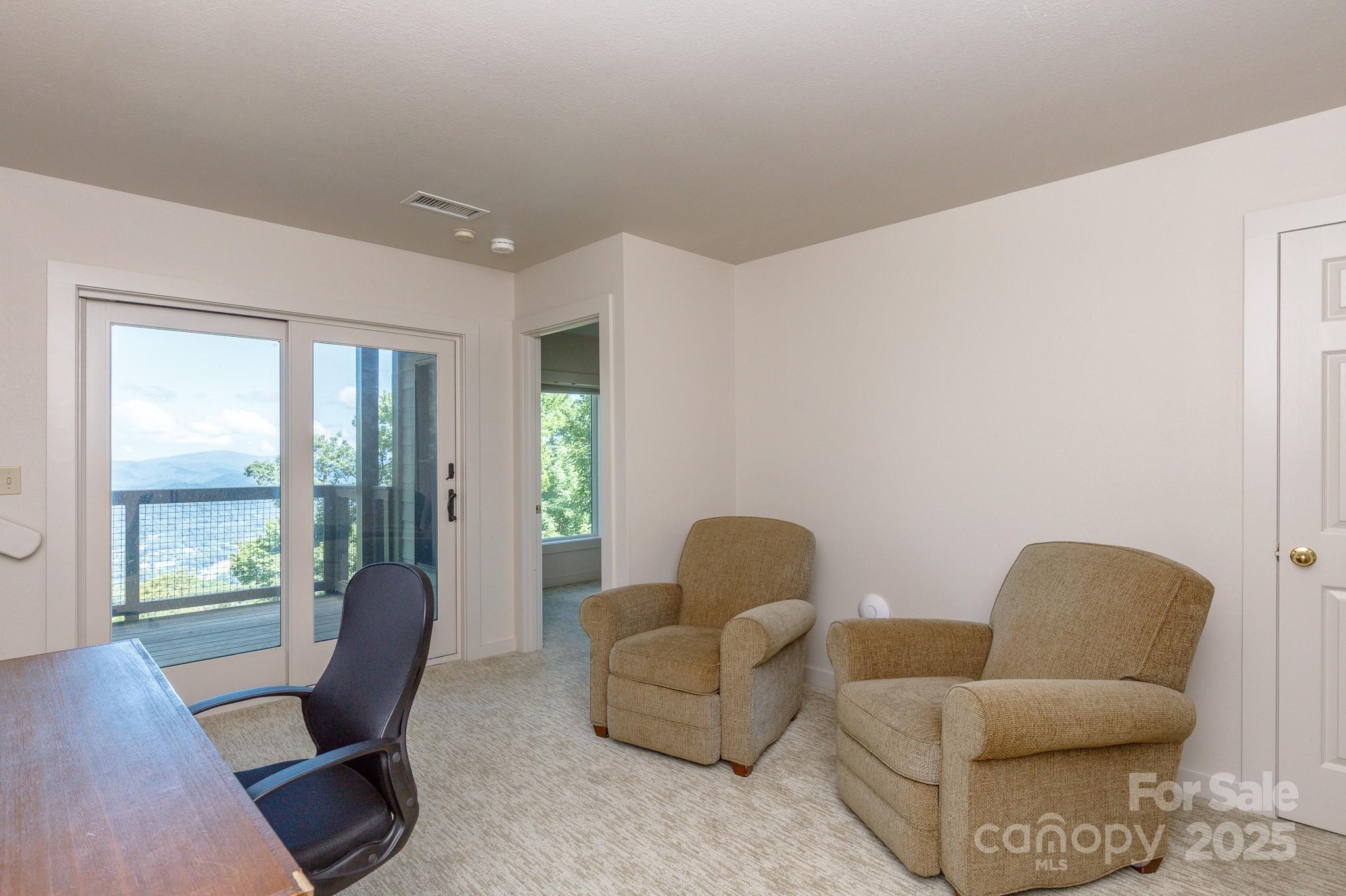 114 Slickrock Road C/3 Property Photo 25