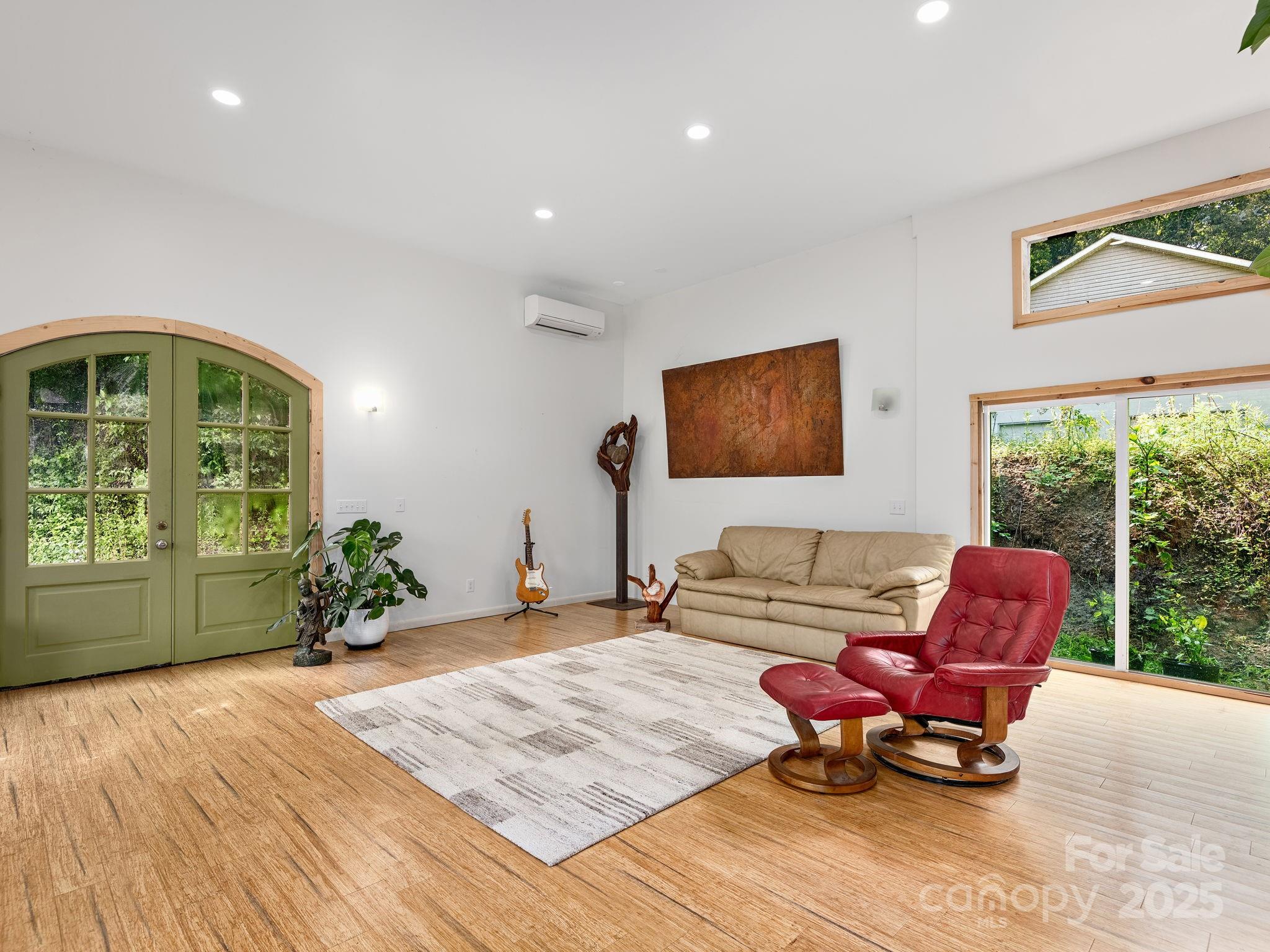 20 Frontier Court Property Photo 3