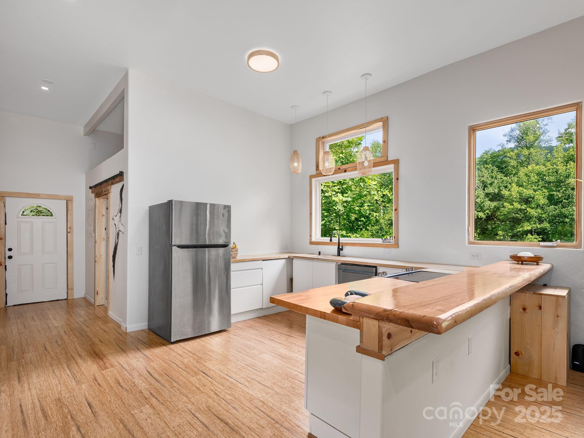 20 Frontier Court Property Photo 5