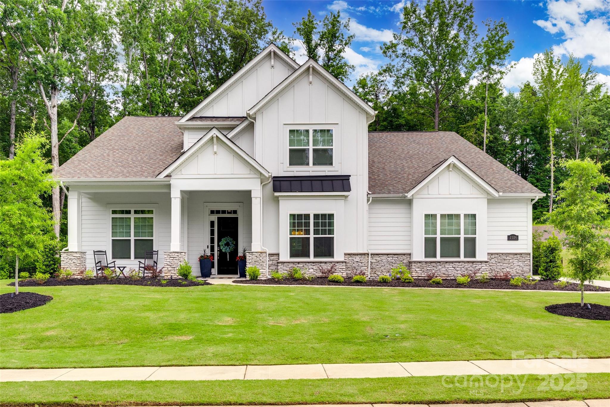 2324 Loire Valley Drive Property Photo 1