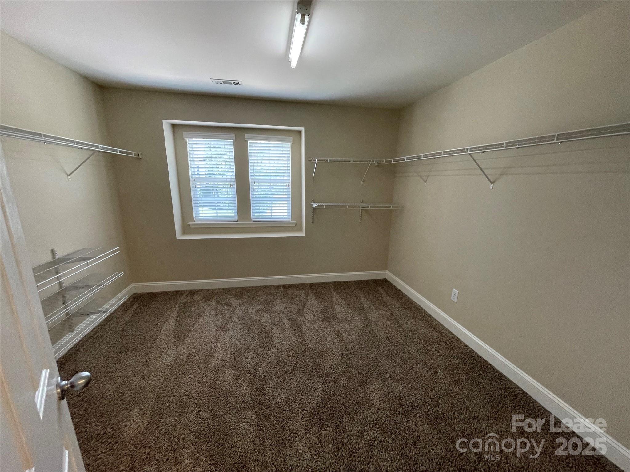 9415 Seamill Road Property Photo 18