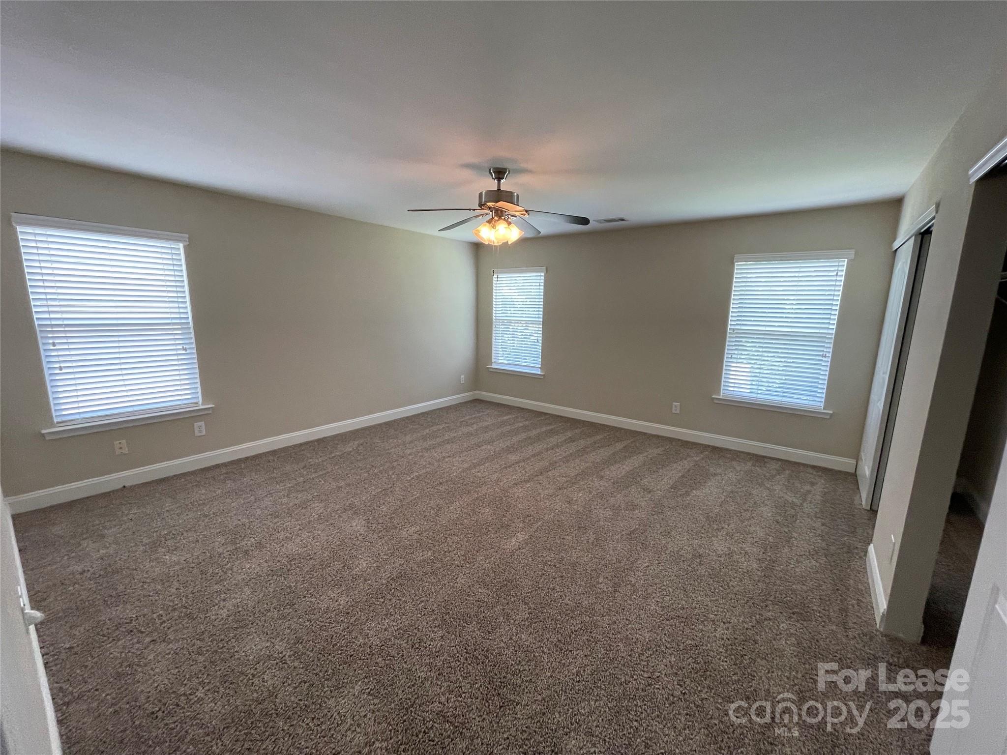 9415 Seamill Road Property Photo 21