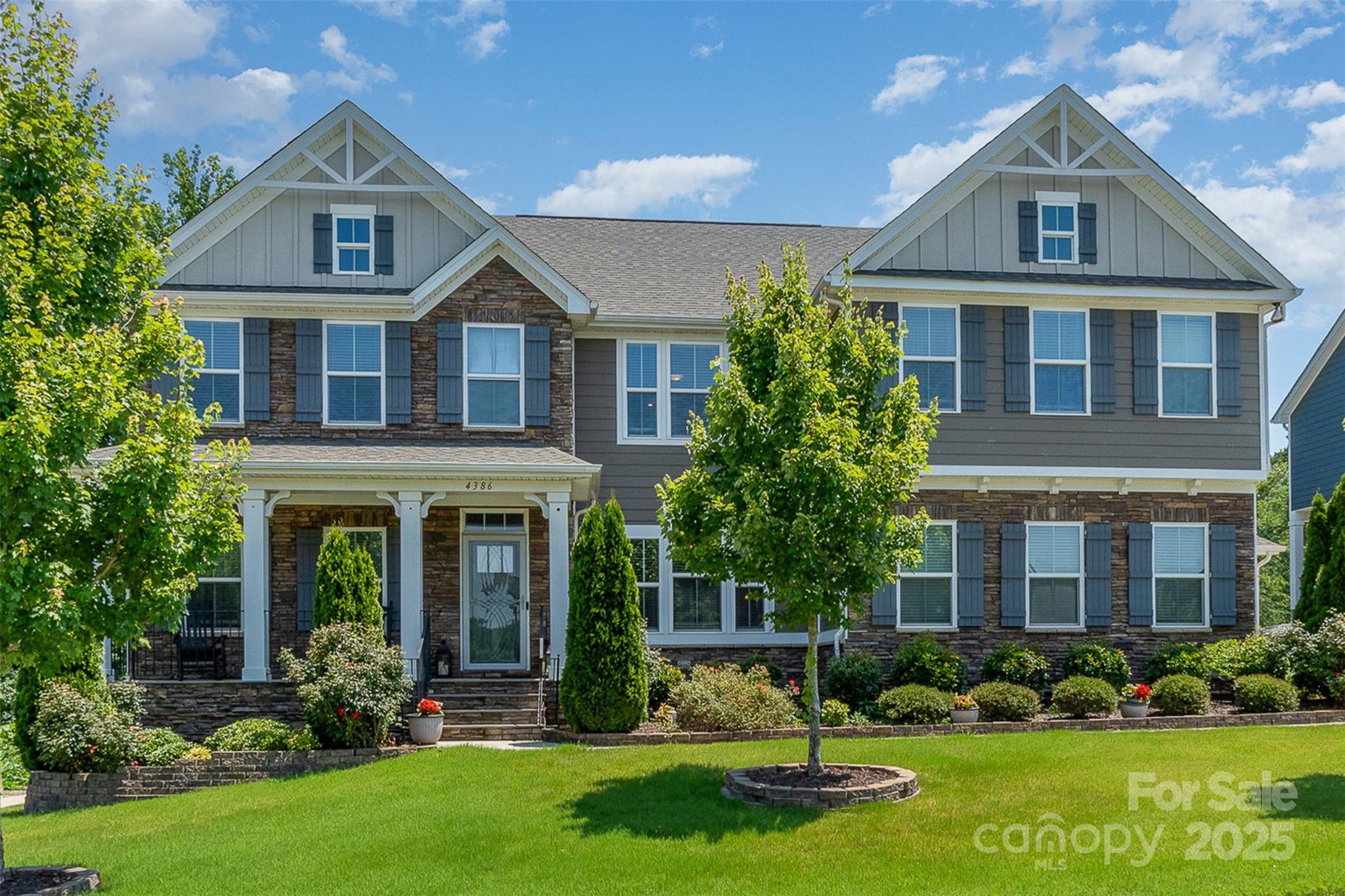 4386 Oldstone Drive Property Photo 2