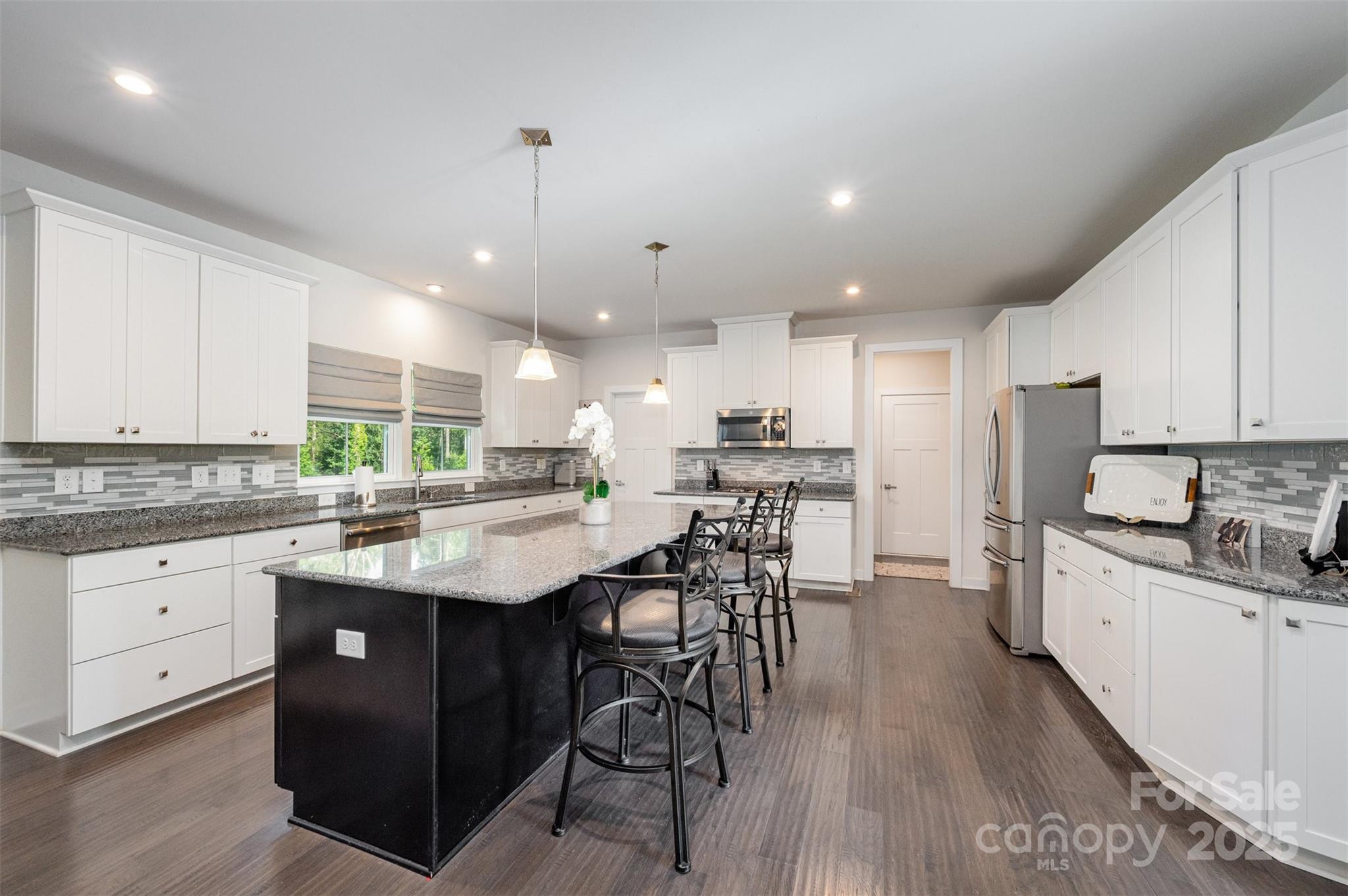 4386 Oldstone Drive Property Photo 14