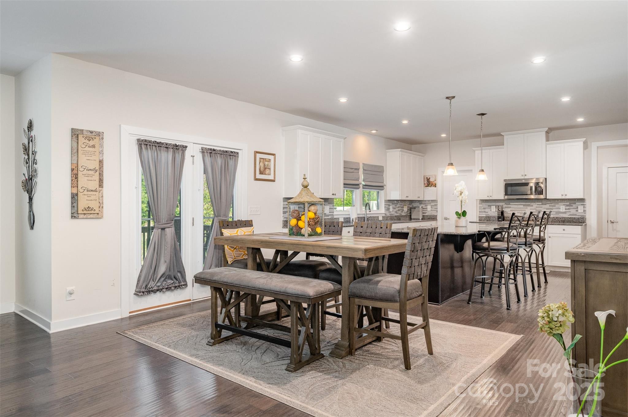 4386 Oldstone Drive Property Photo 15