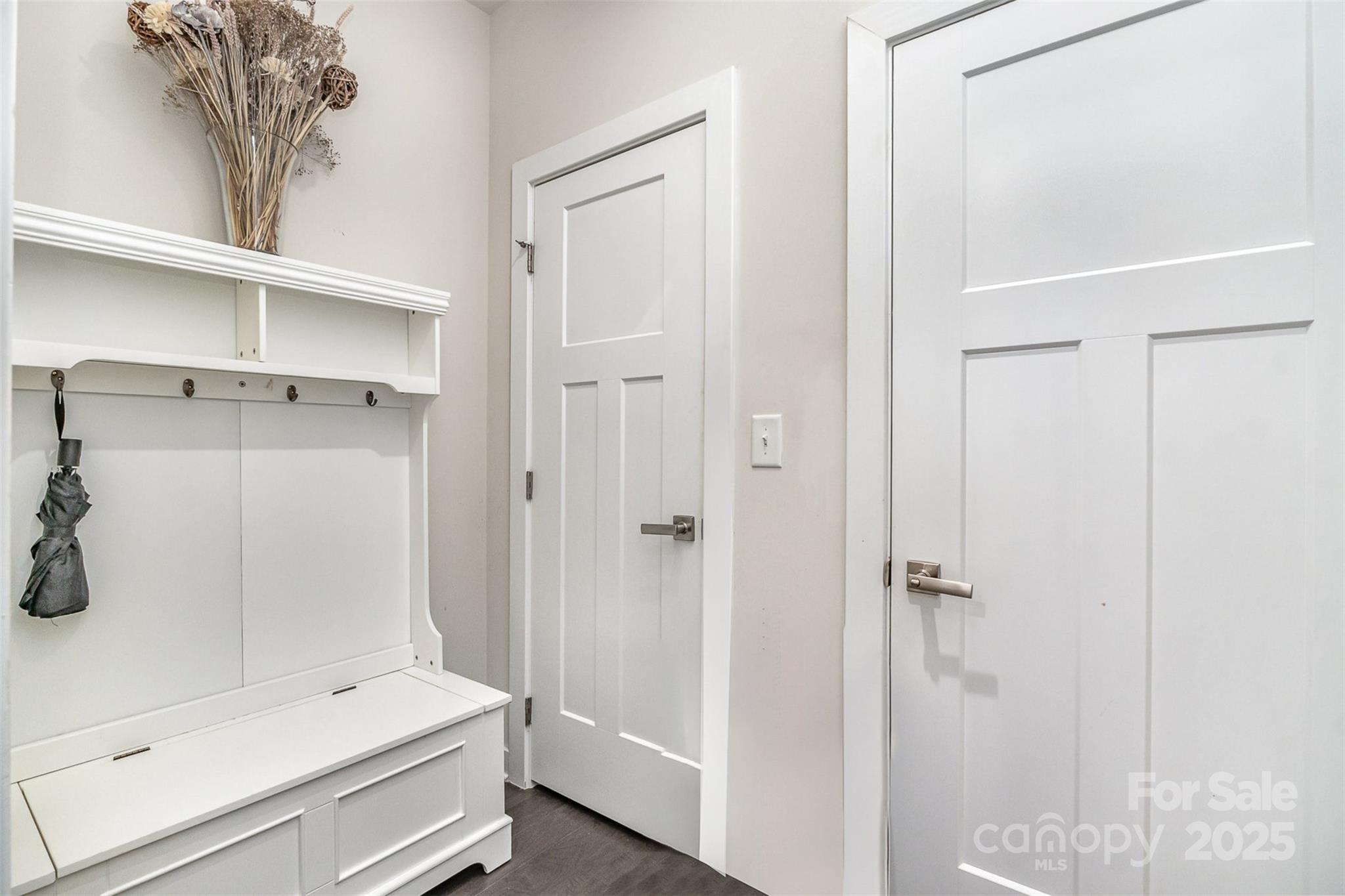 4386 Oldstone Drive Property Photo 17