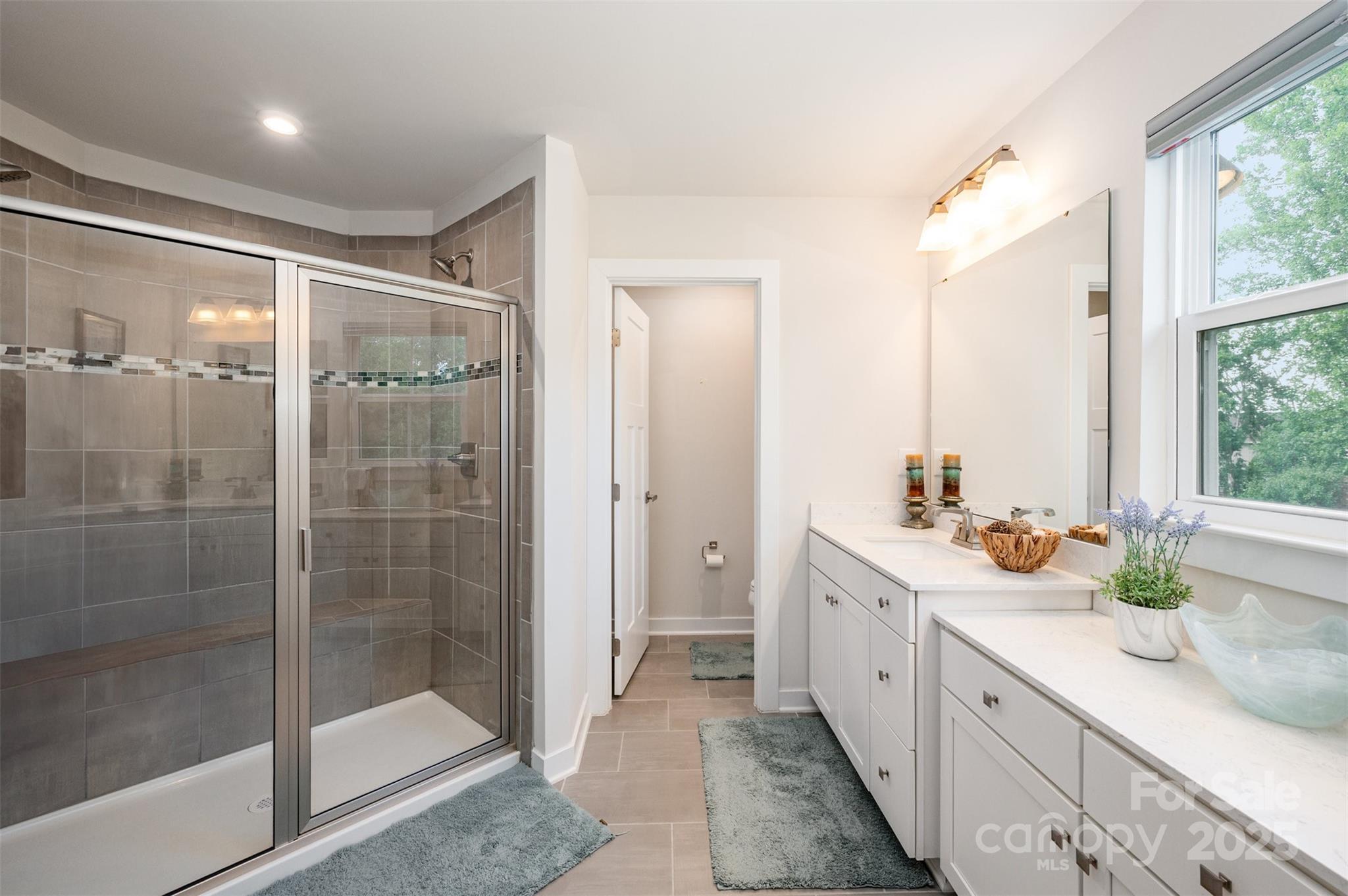 4386 Oldstone Drive Property Photo 24