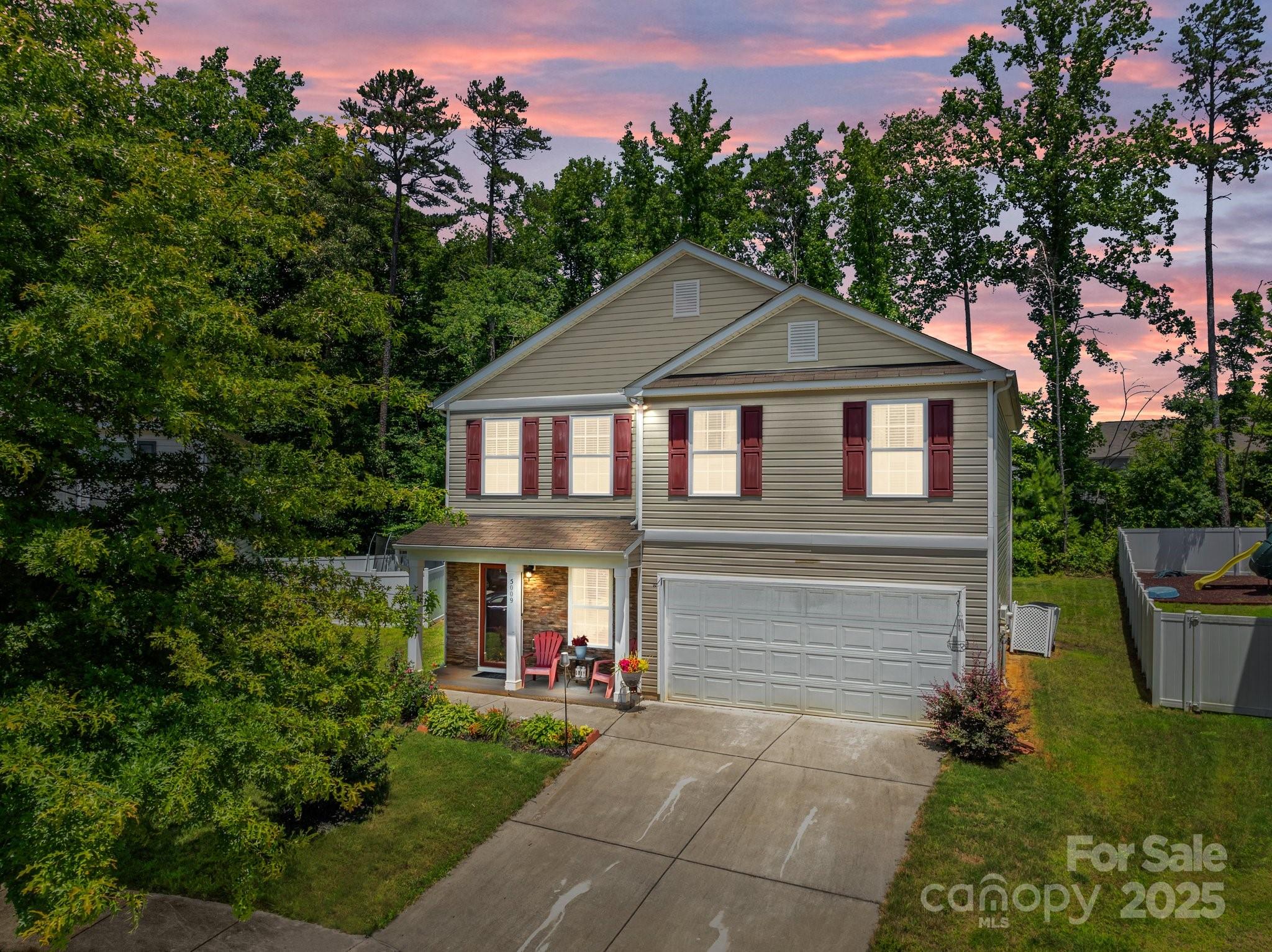 5009 Granite Creek Lane Property Photo 1