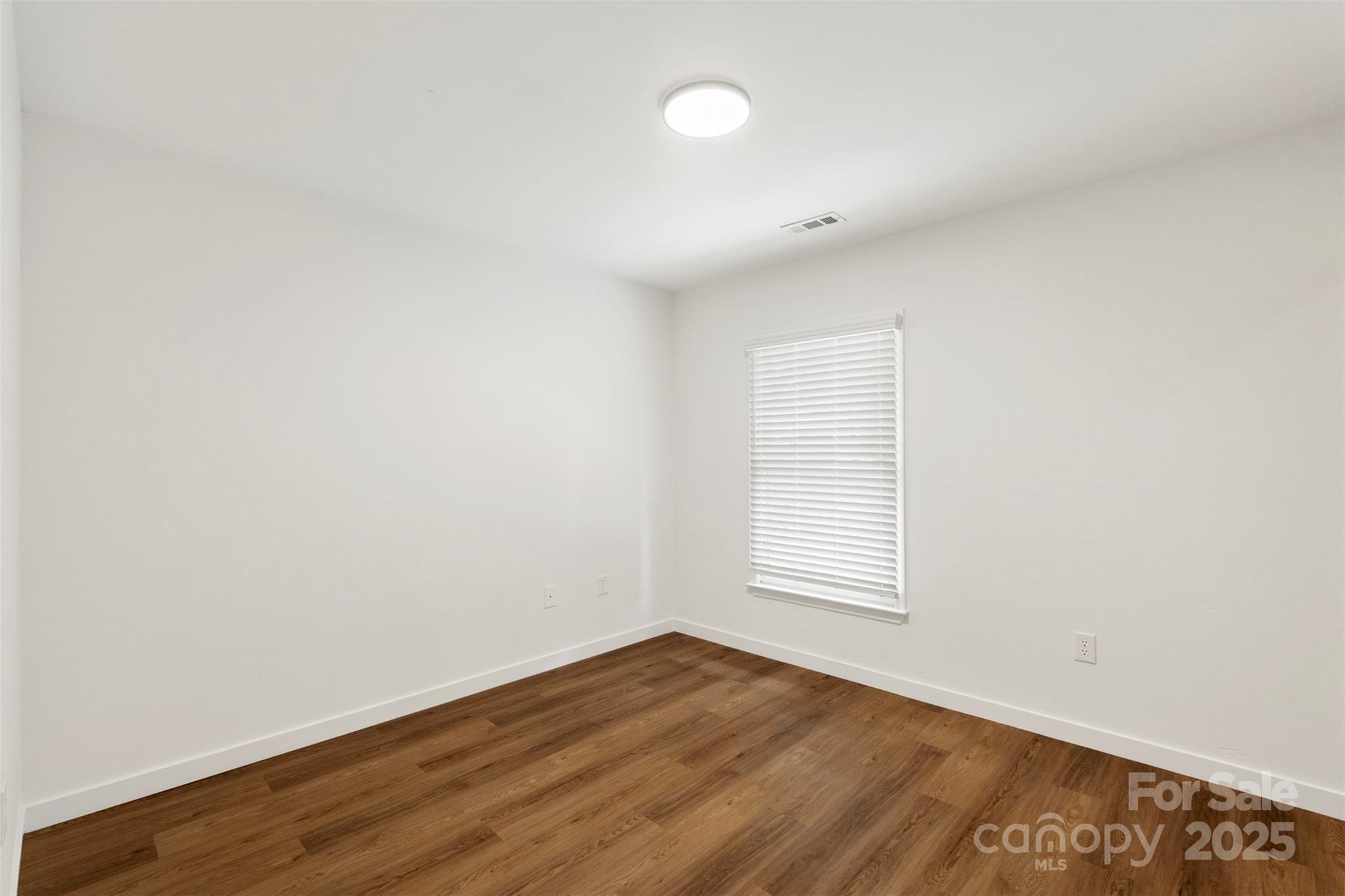 922 Maurice Street Property Photo 24