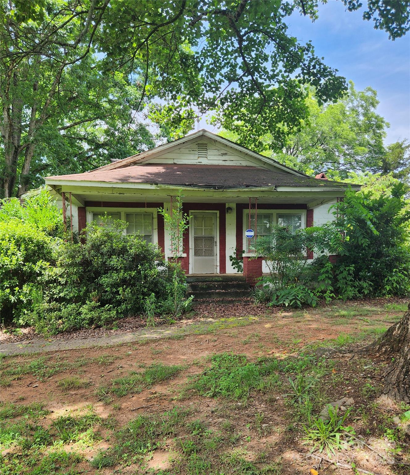 423 Tot Dellinger Road Property Photo 1