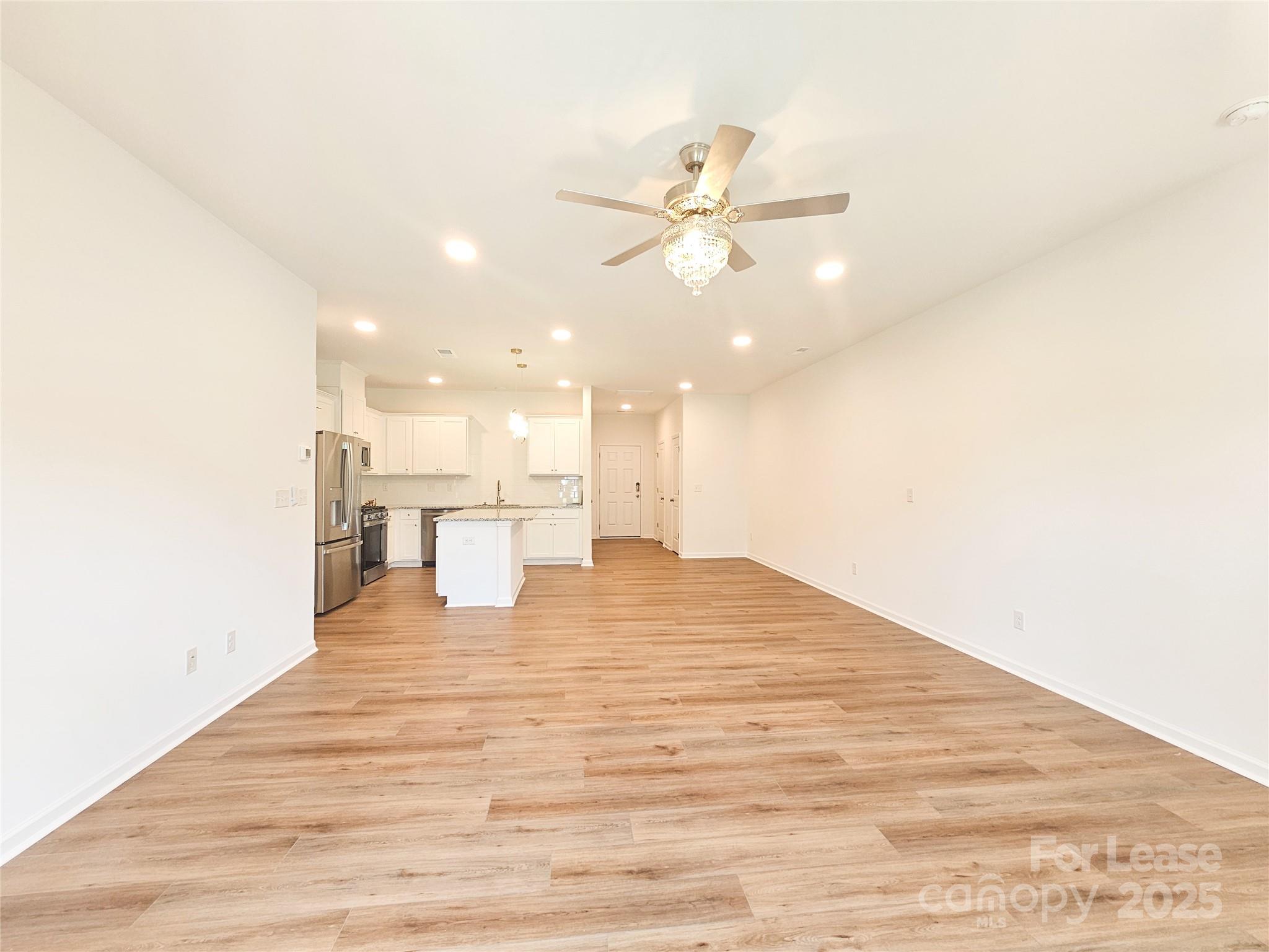 2744 Yeager Drive Property Photo 6