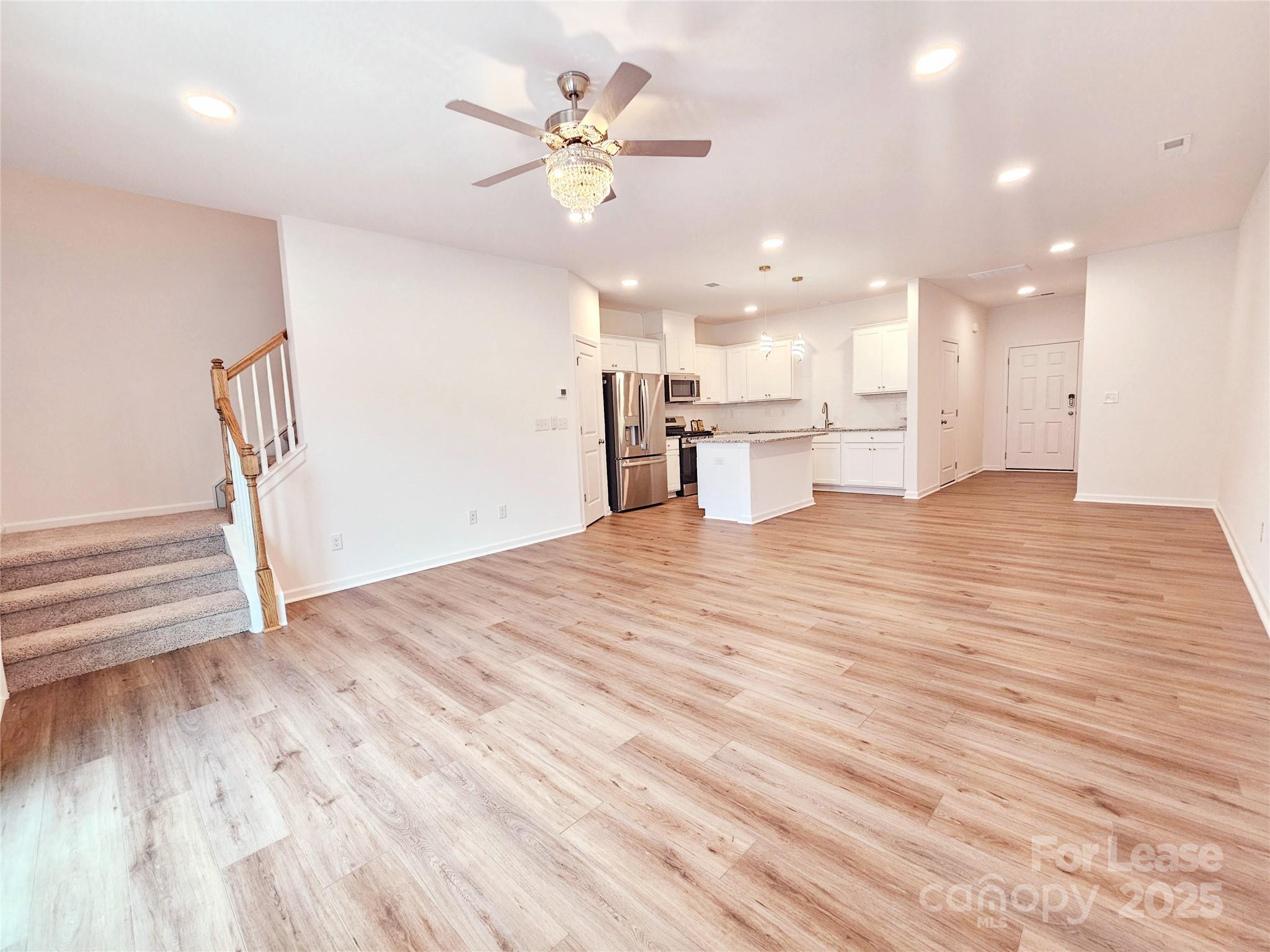2744 Yeager Drive Property Photo 8