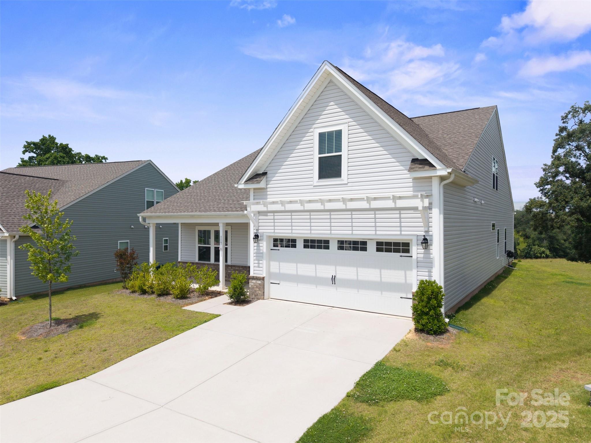 117 Carmine Court Property Photo 2
