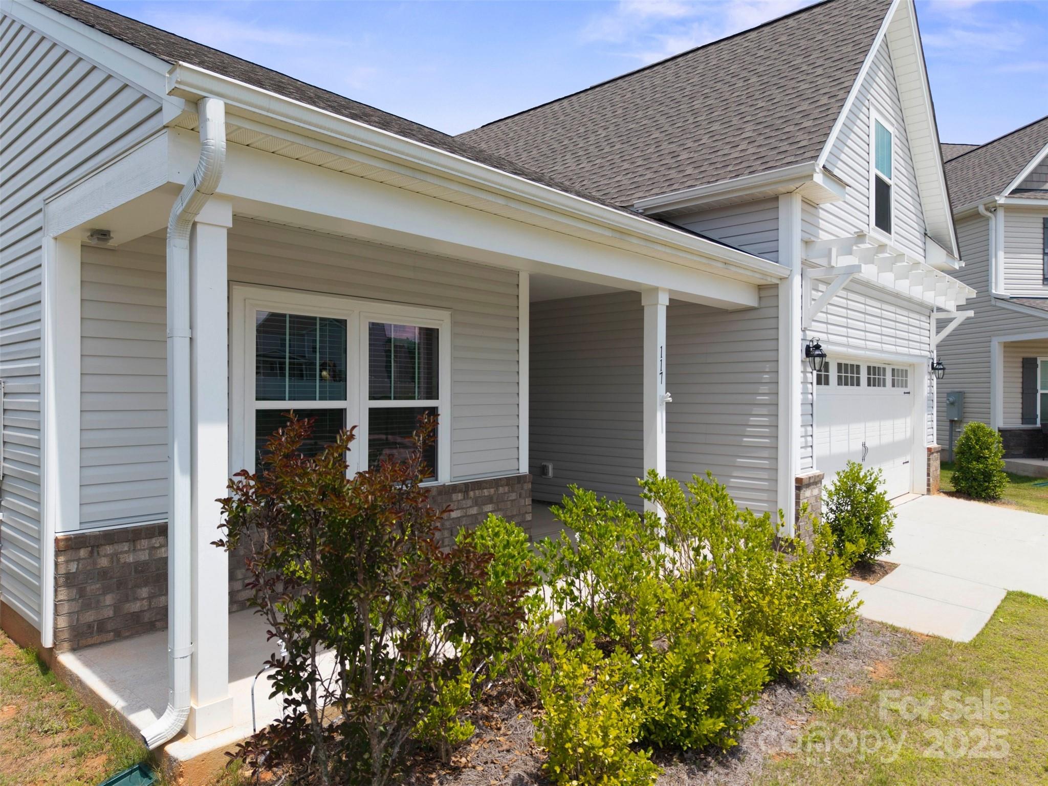 117 Carmine Court Property Photo 4