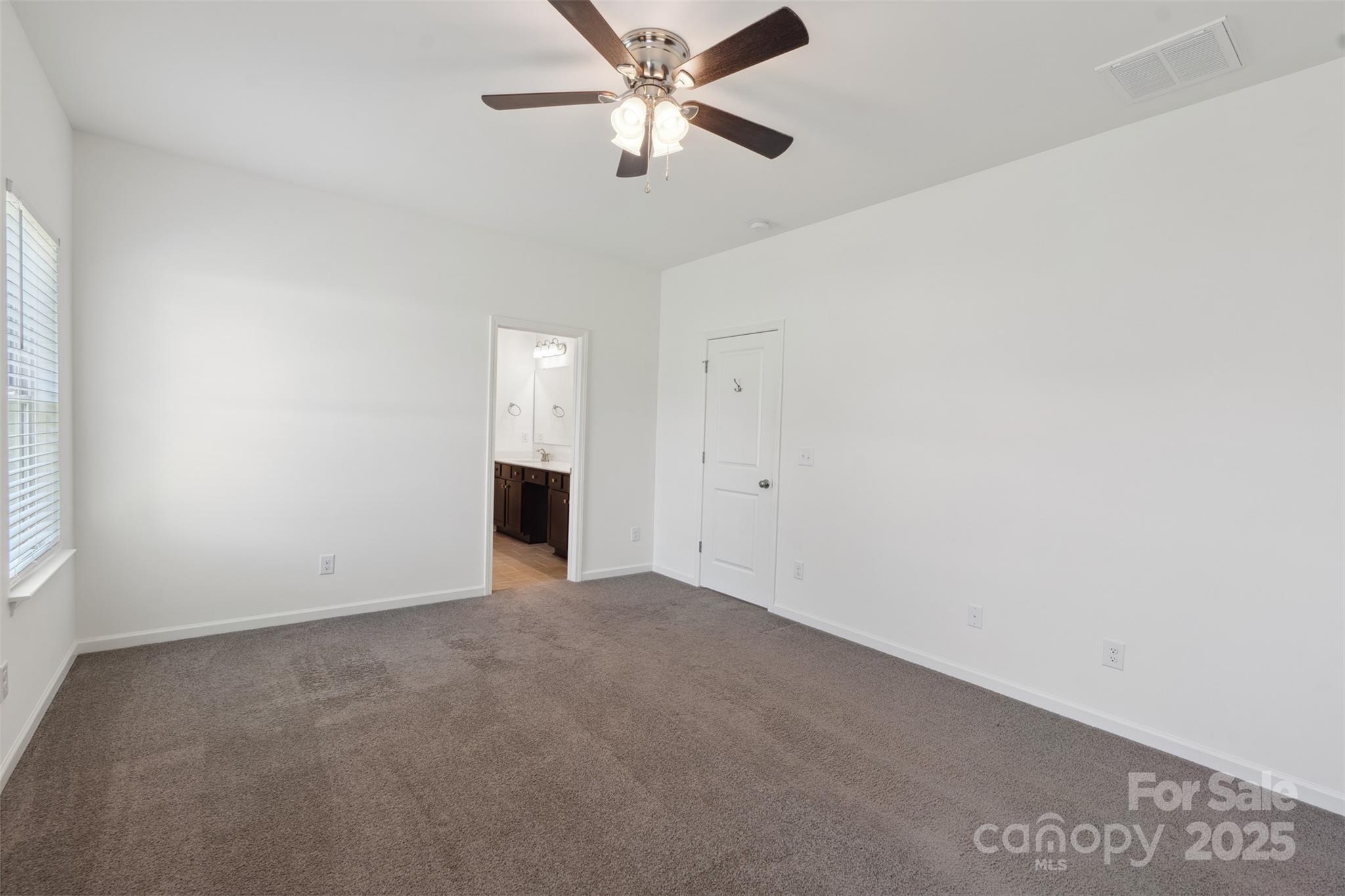 117 Carmine Court Property Photo 24