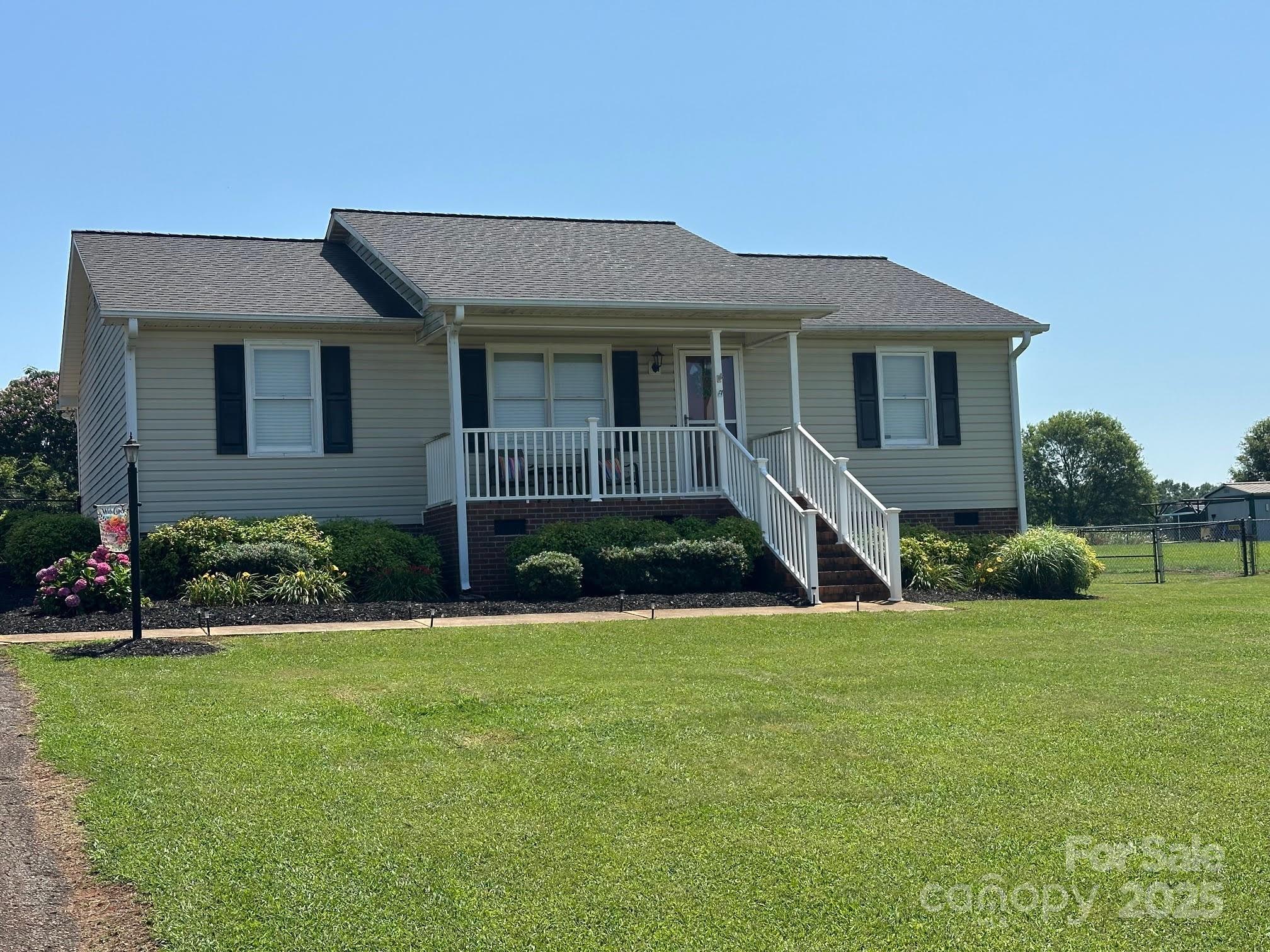 313 Salters Court
