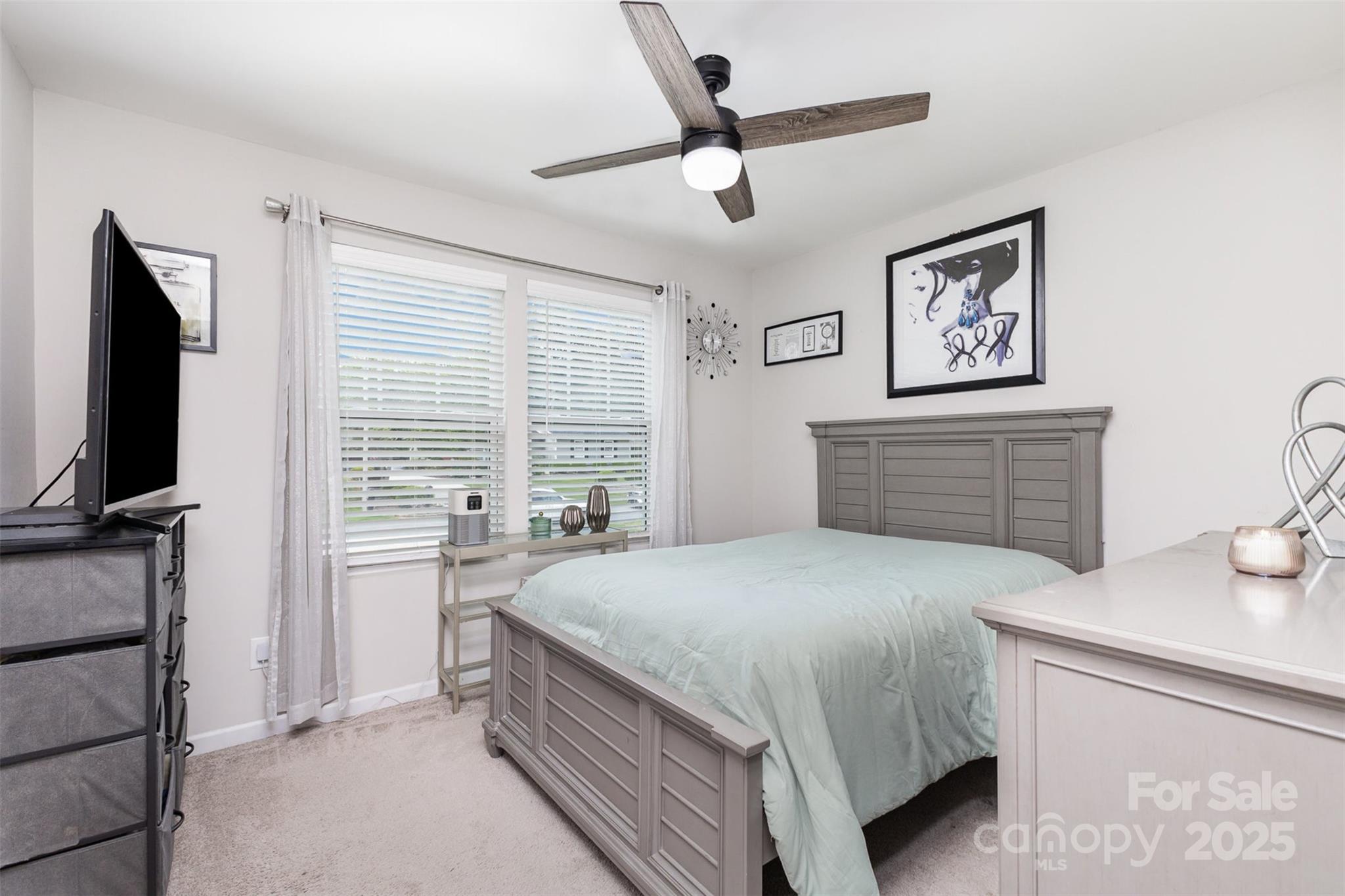 1117 Laurel Woods Drive Property Photo 13