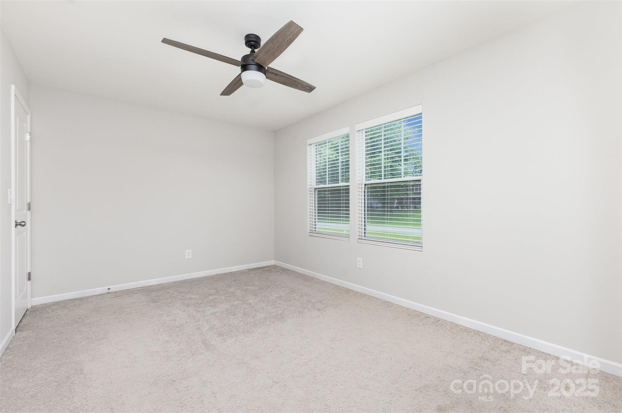 1117 Laurel Woods Drive Property Photo 14