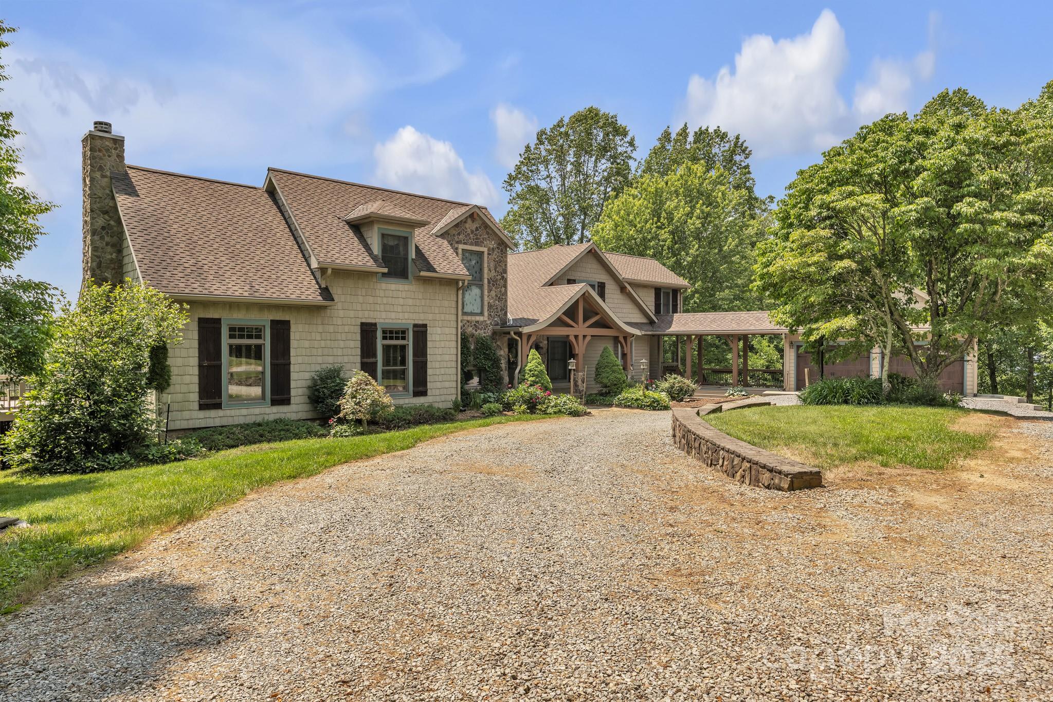323 Rumpoles Way