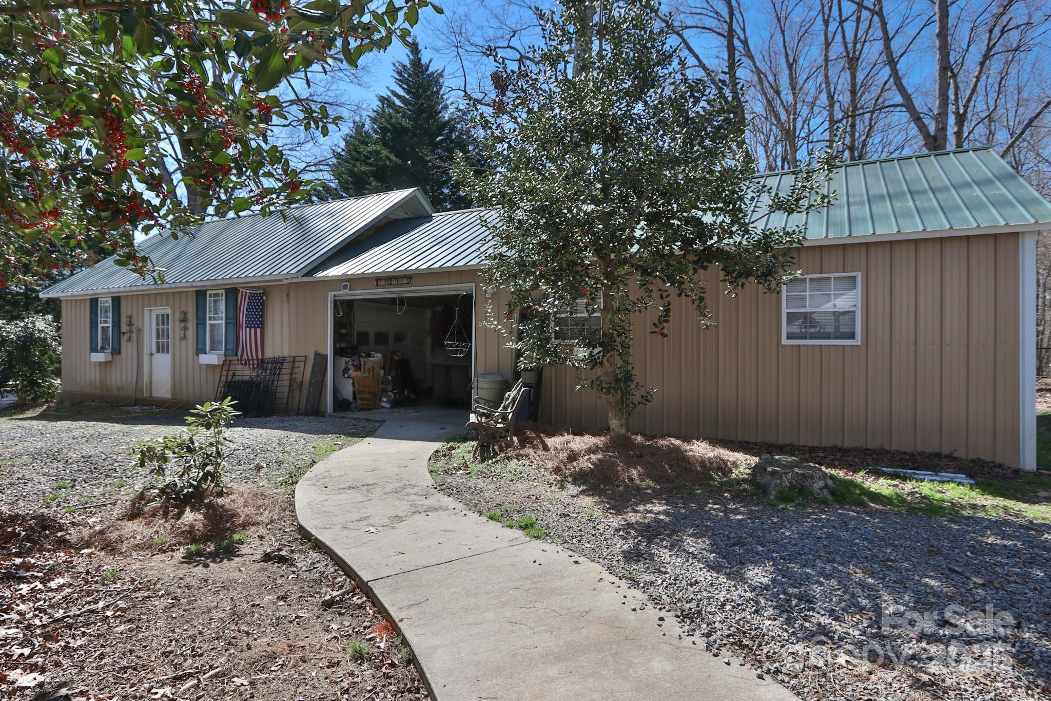2400 Saint John Road Property Photo 15