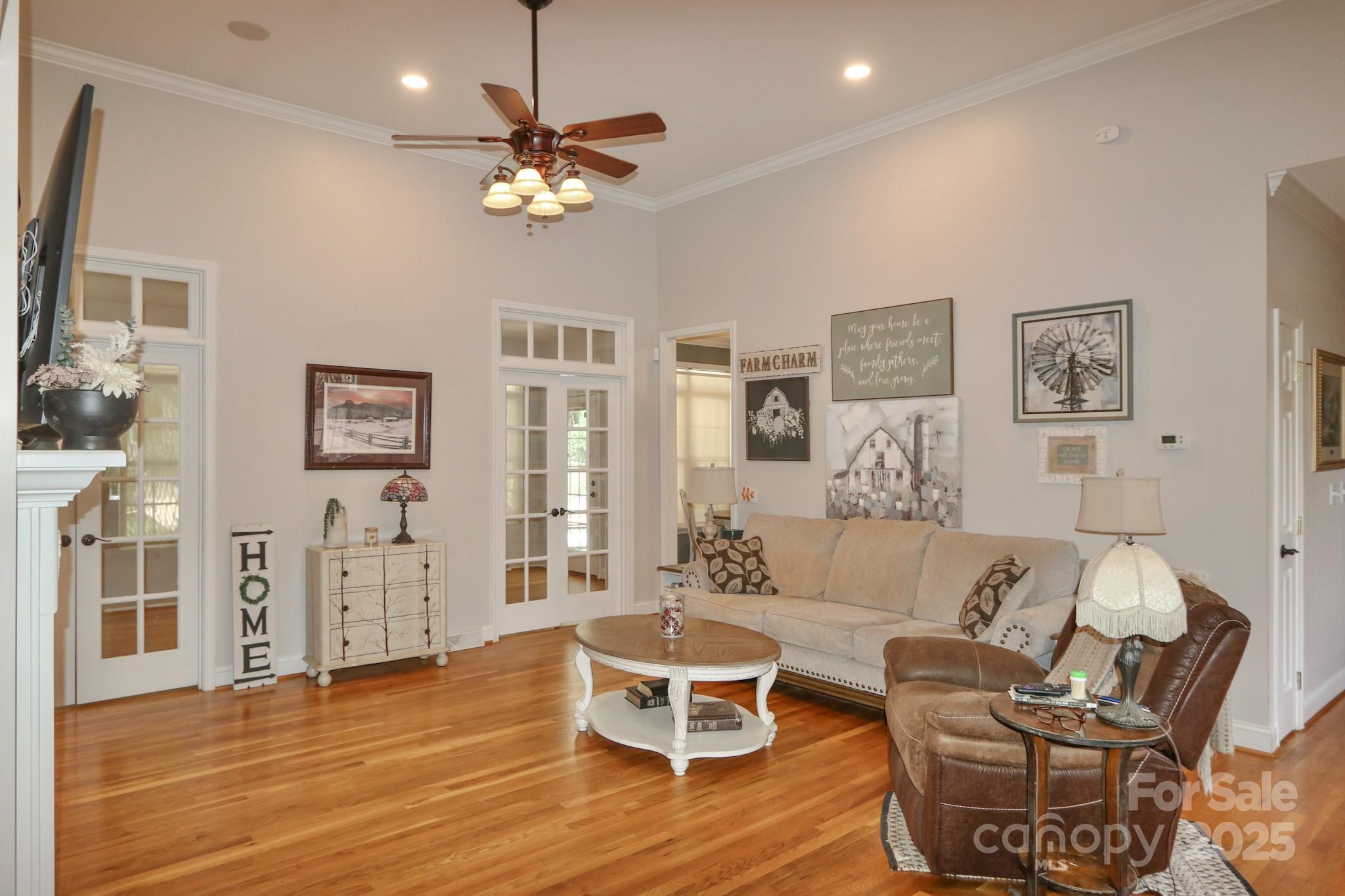 2400 Saint John Road Property Photo 22