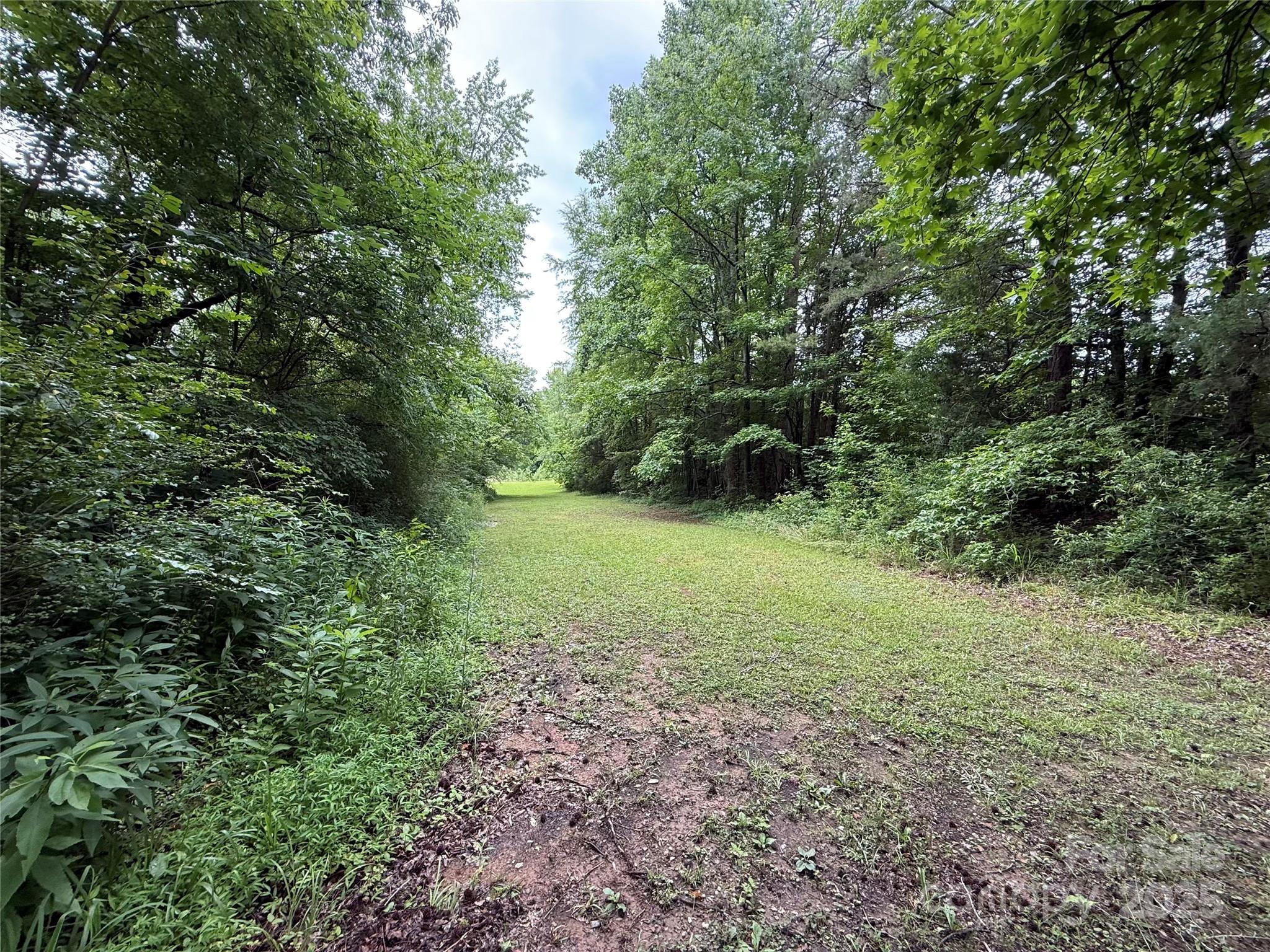 2430 Grubb Ferry Road Property Photo 2