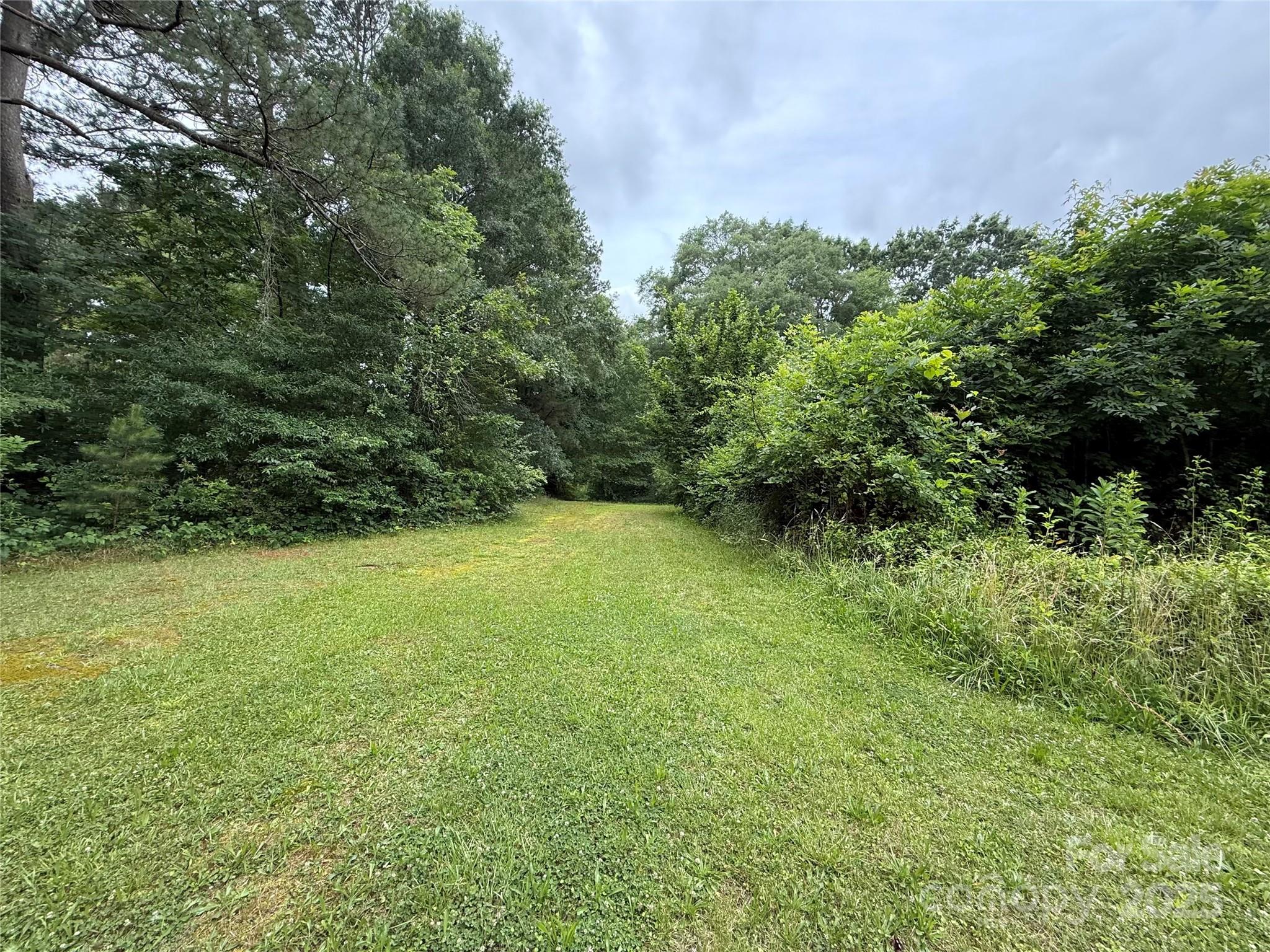 2430 Grubb Ferry Road Property Photo 5