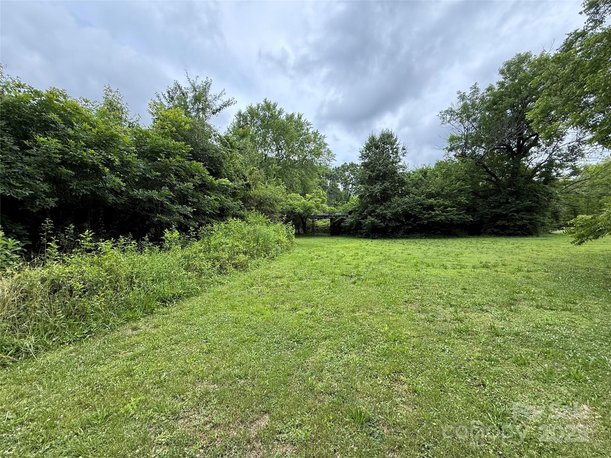 2430 Grubb Ferry Road Property Photo 6