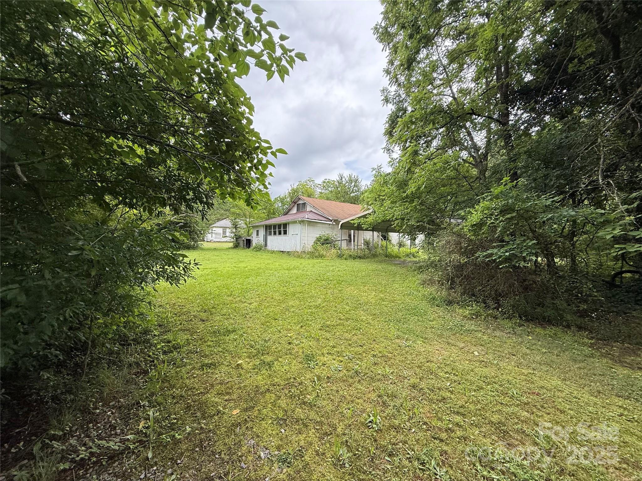 2430 Grubb Ferry Road Property Photo 8