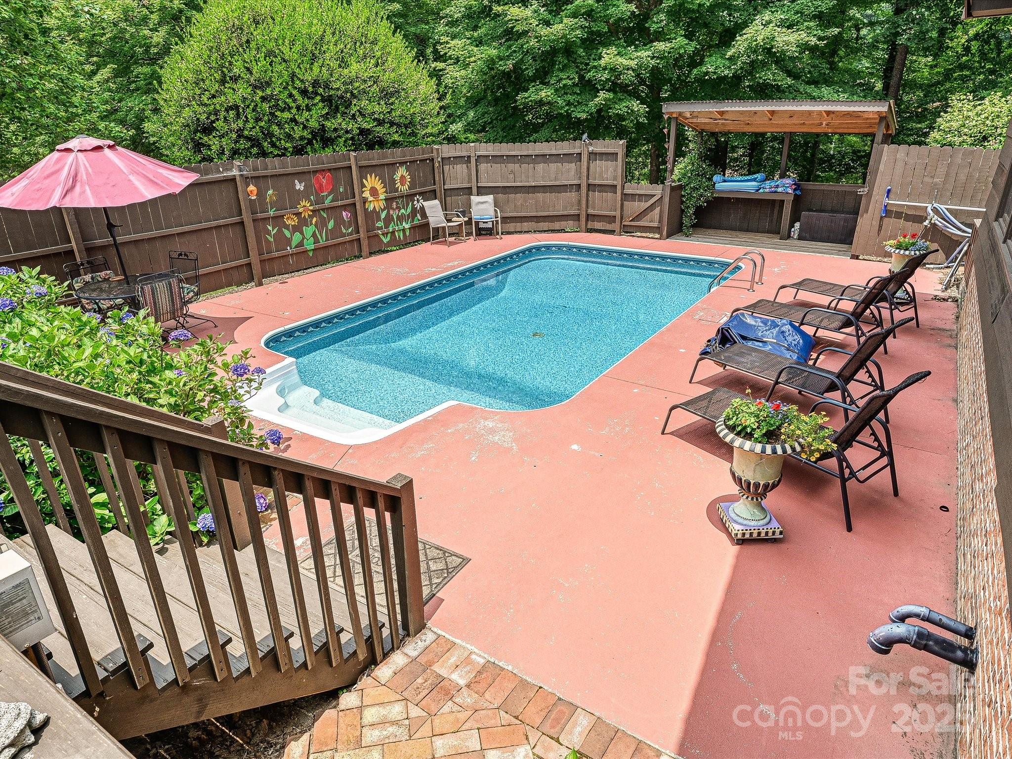 2915 Old Stage Road Property Photo 4