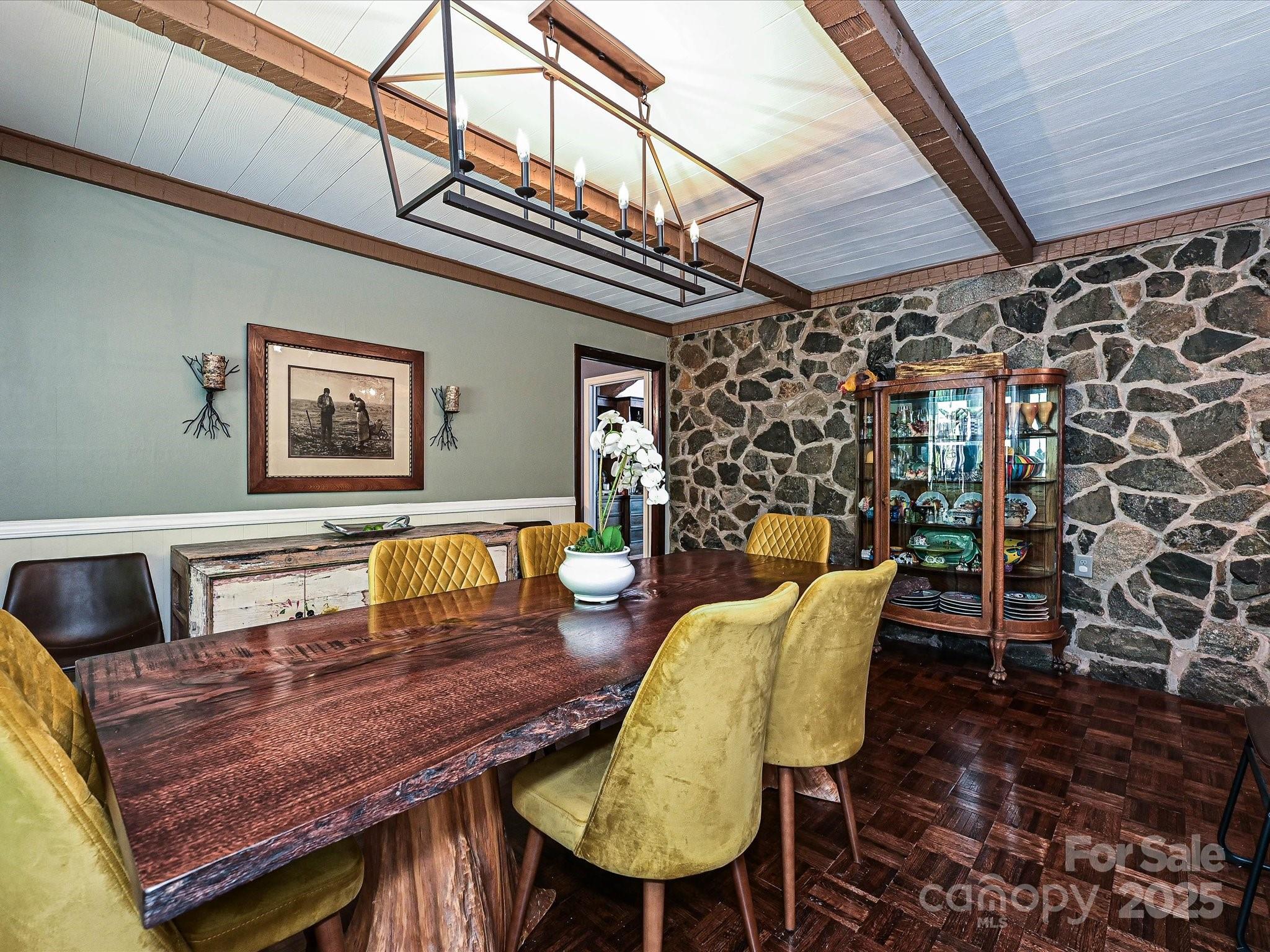 2915 Old Stage Road Property Photo 11