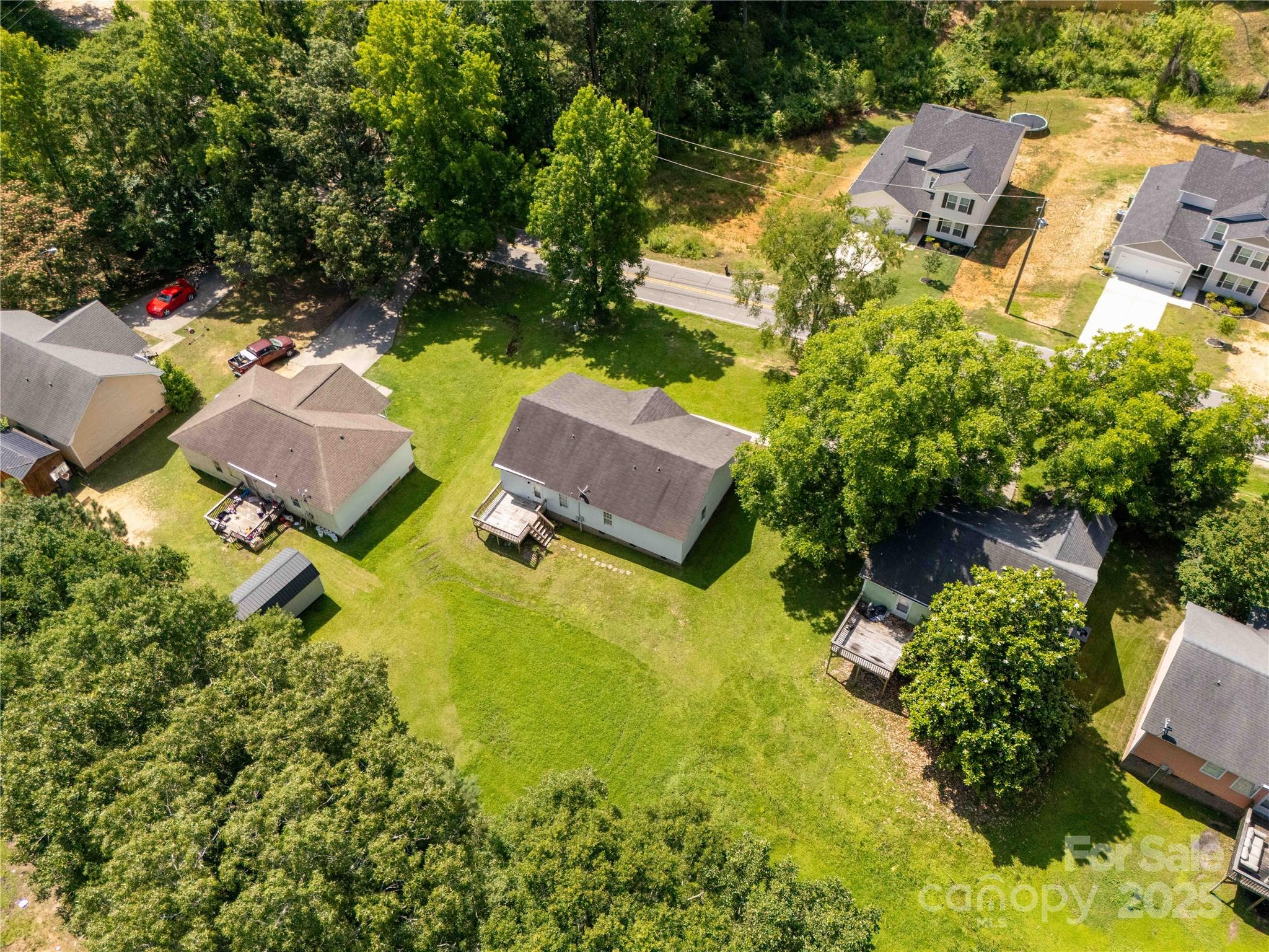 1675 Old Lynwood Circle Property Photo 31