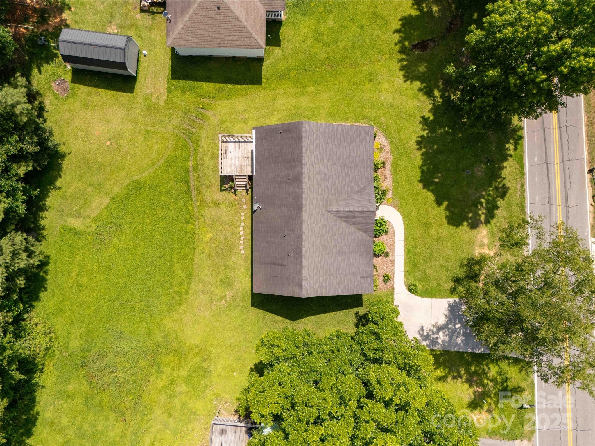 1675 Old Lynwood Circle Property Photo 32