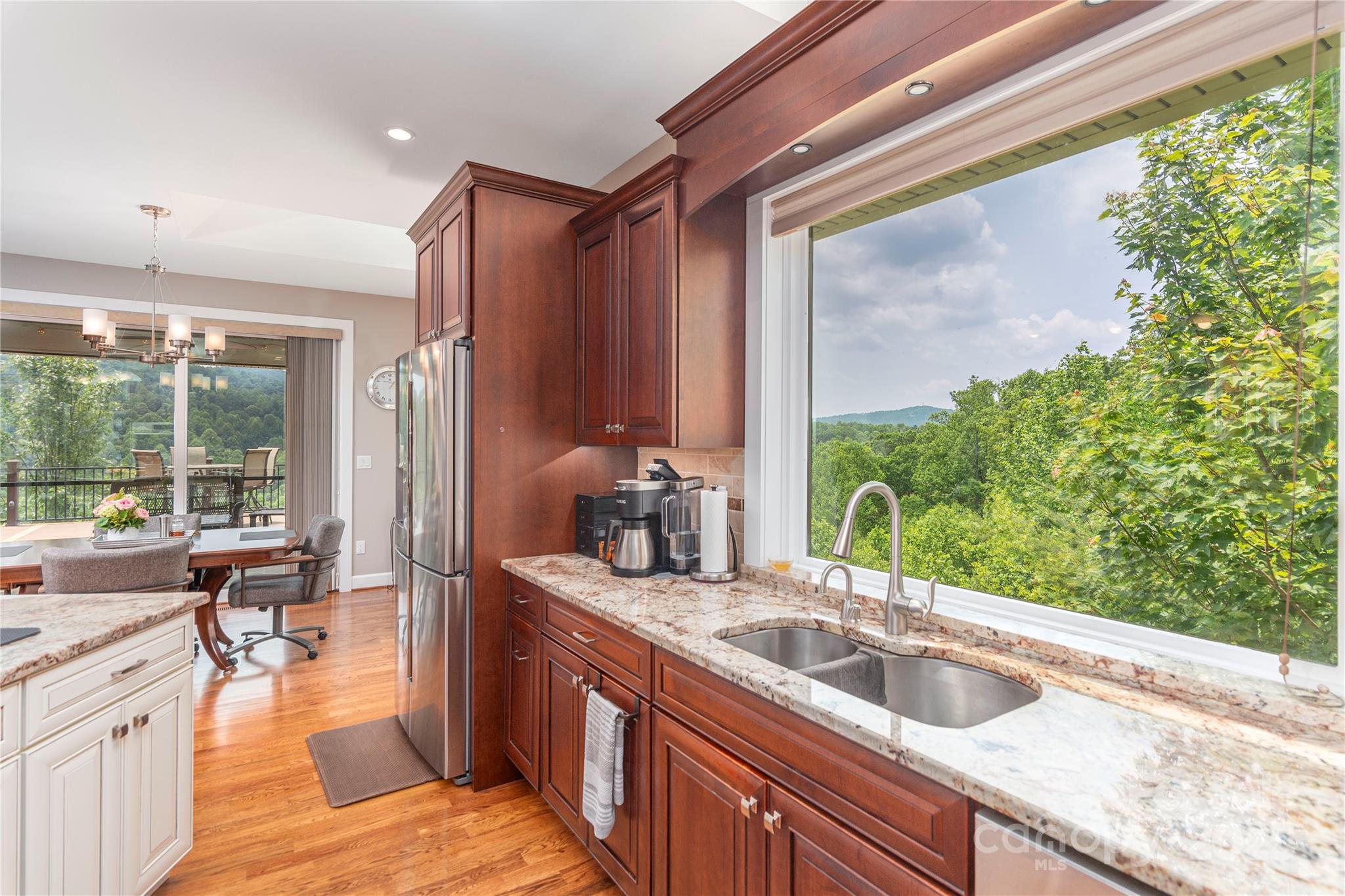 930 Big Raven Lane Property Photo 15