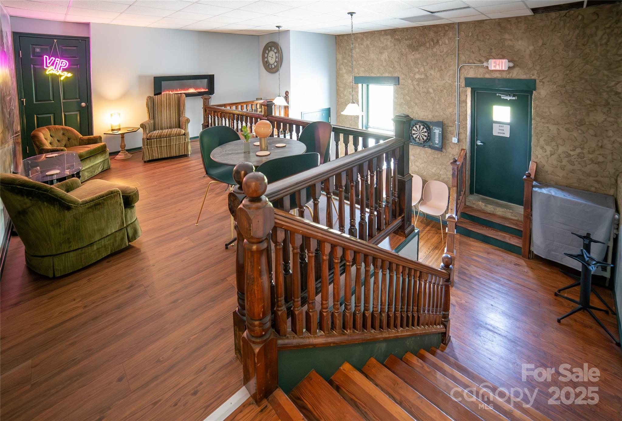 102 Linville Street Property Photo 9